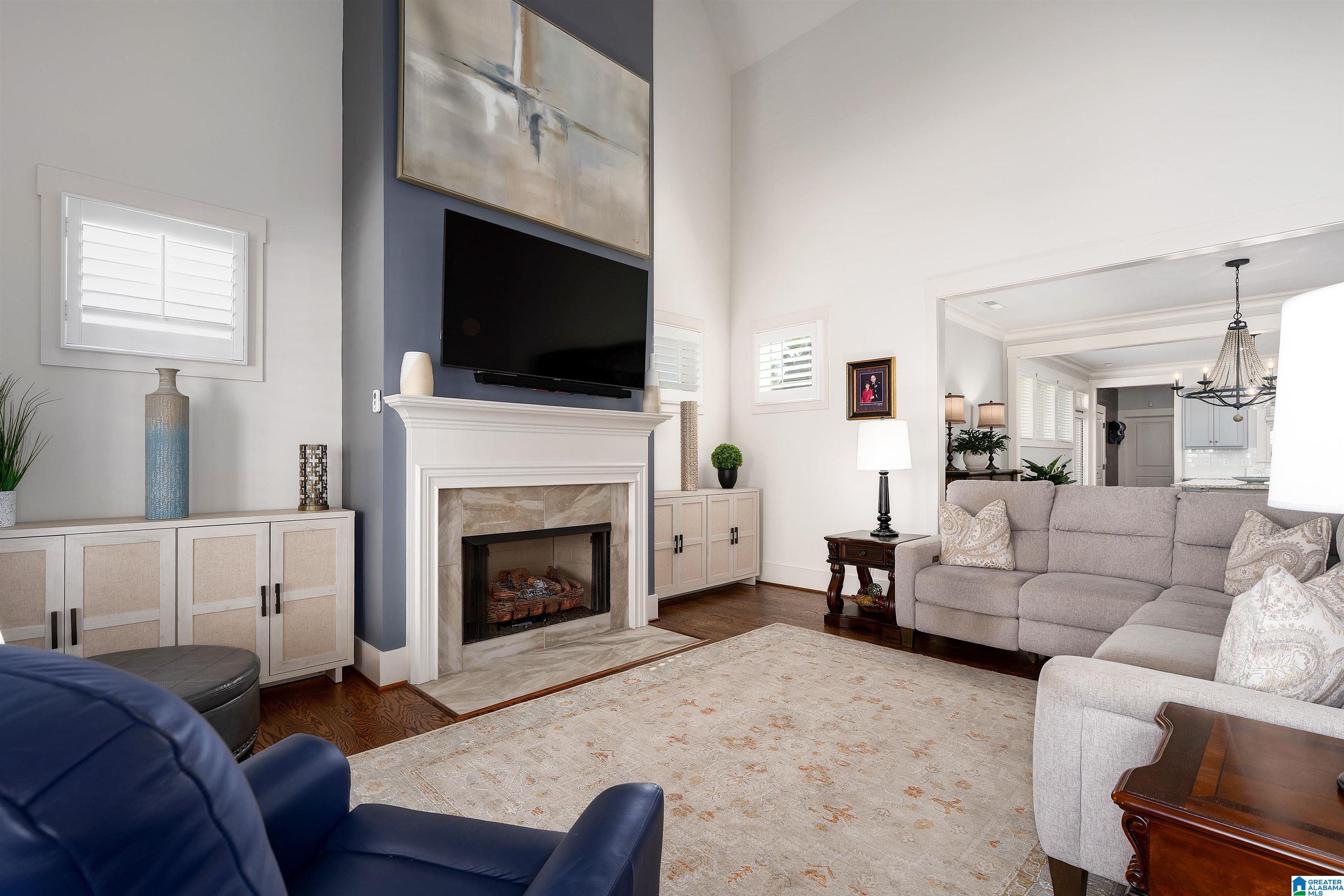 6054 ENGLISH VILLAGE LANE