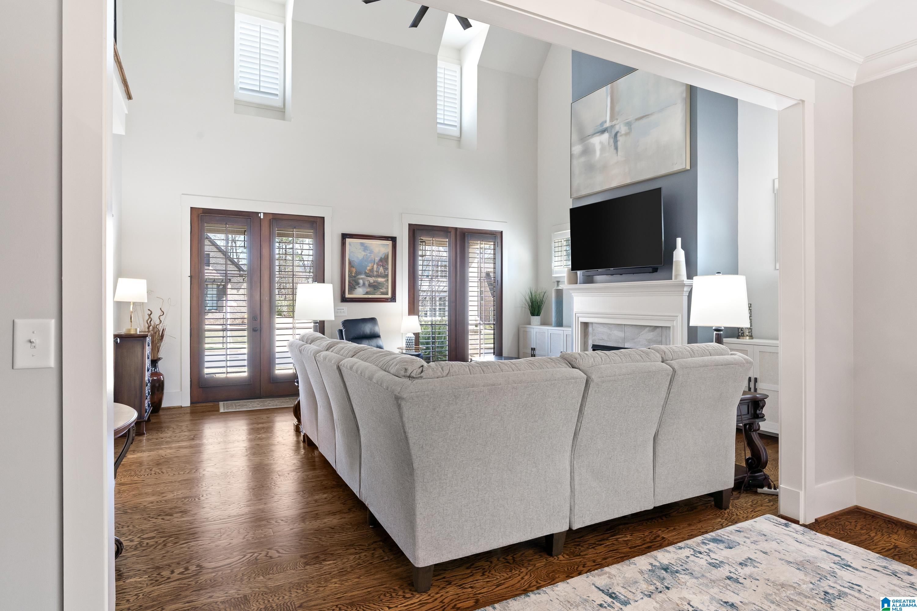 6054 ENGLISH VILLAGE LANE