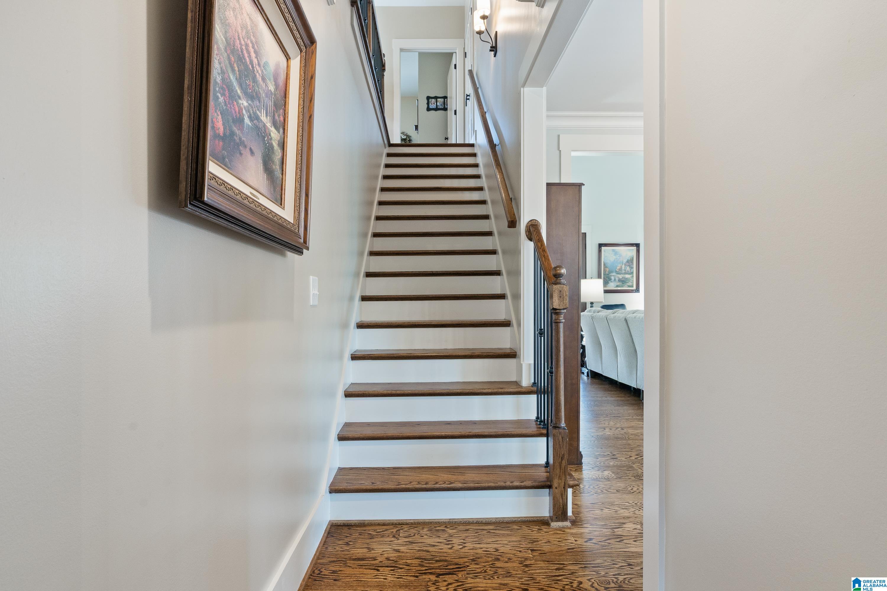 6054 ENGLISH VILLAGE LANE