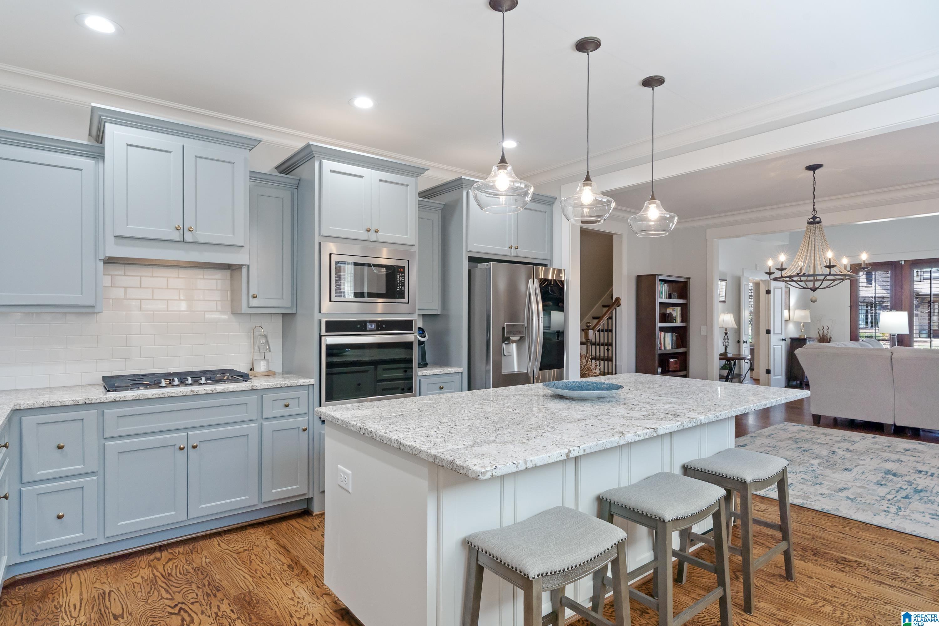 6054 ENGLISH VILLAGE LANE