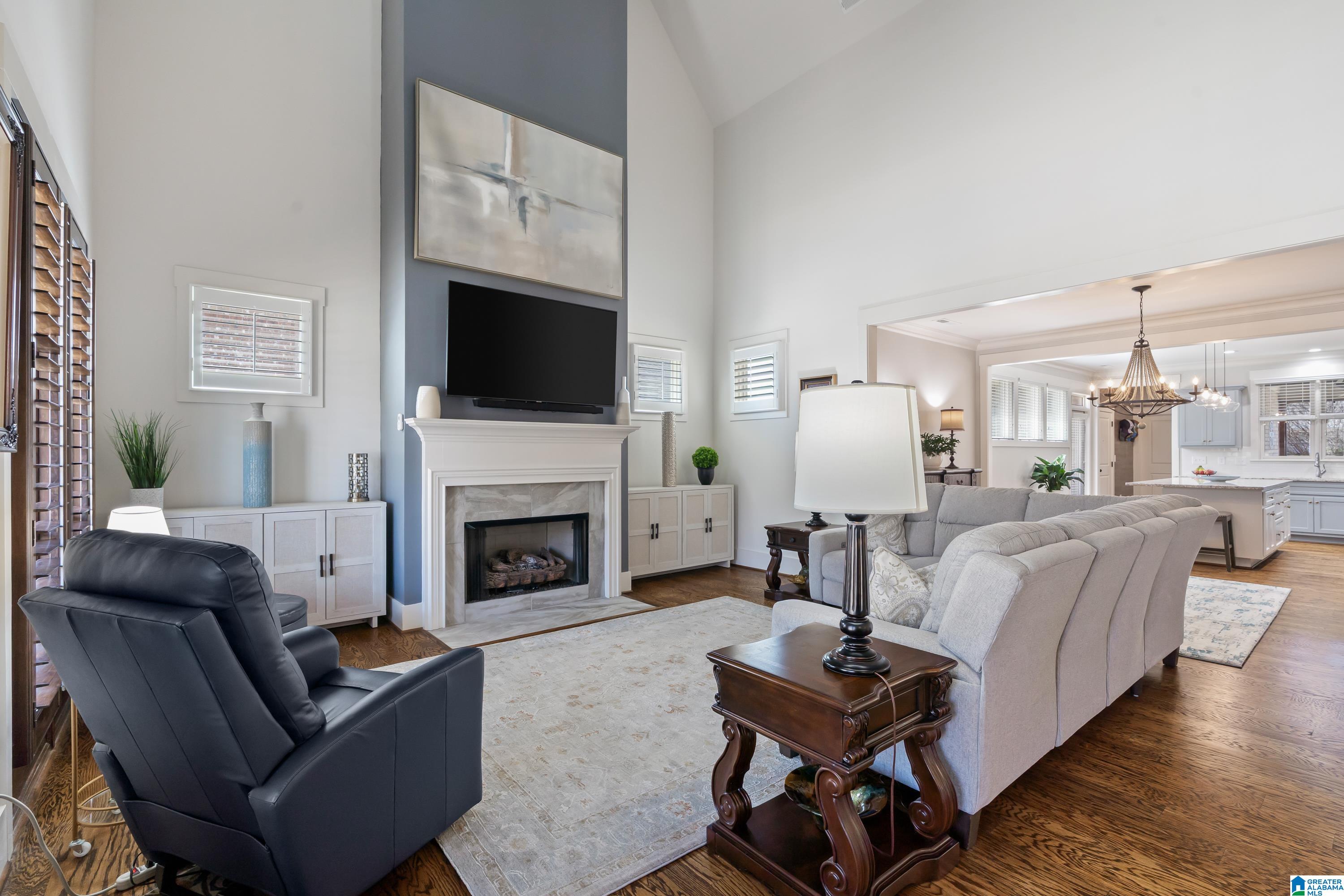 6054 ENGLISH VILLAGE LANE