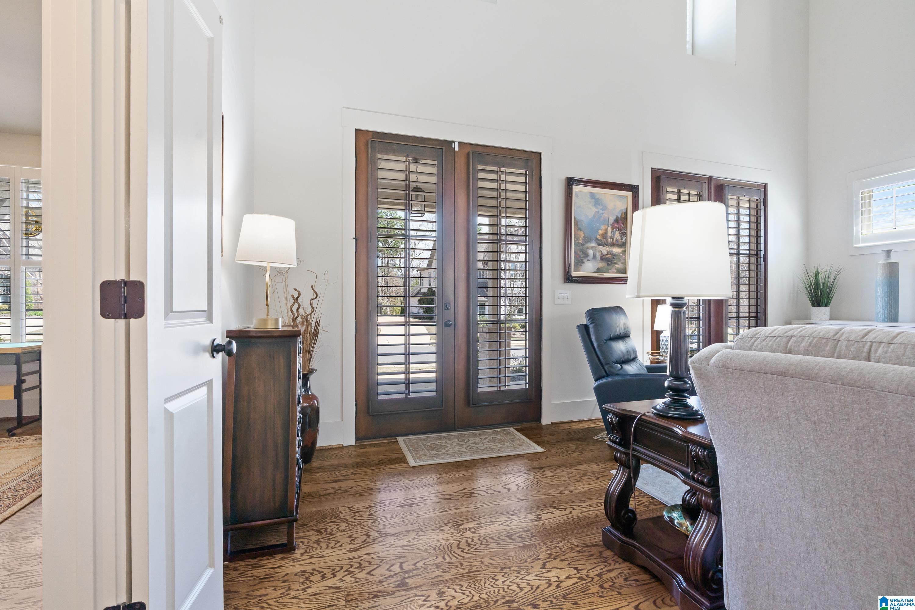 6054 ENGLISH VILLAGE LANE