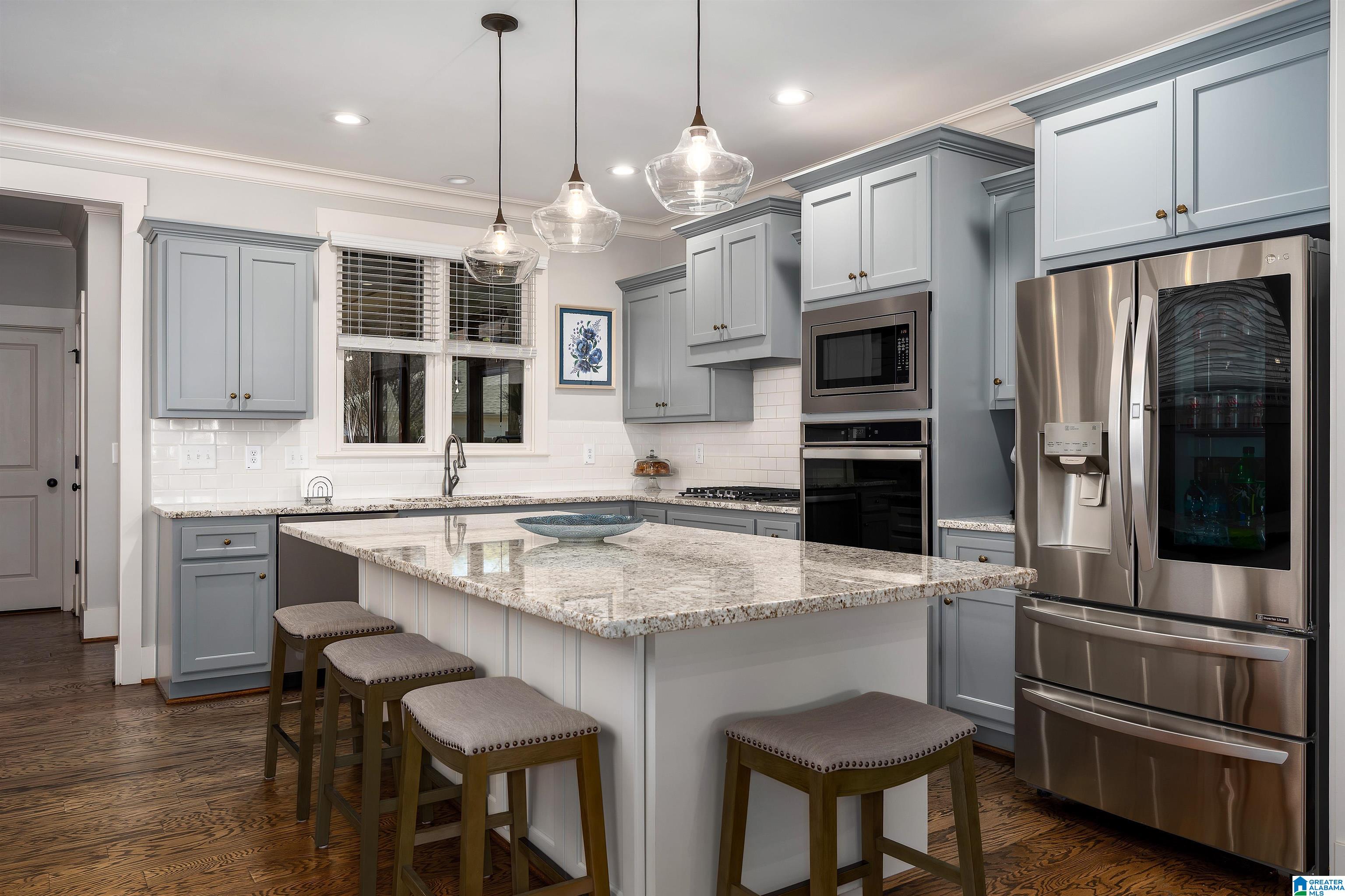 6054 ENGLISH VILLAGE LANE