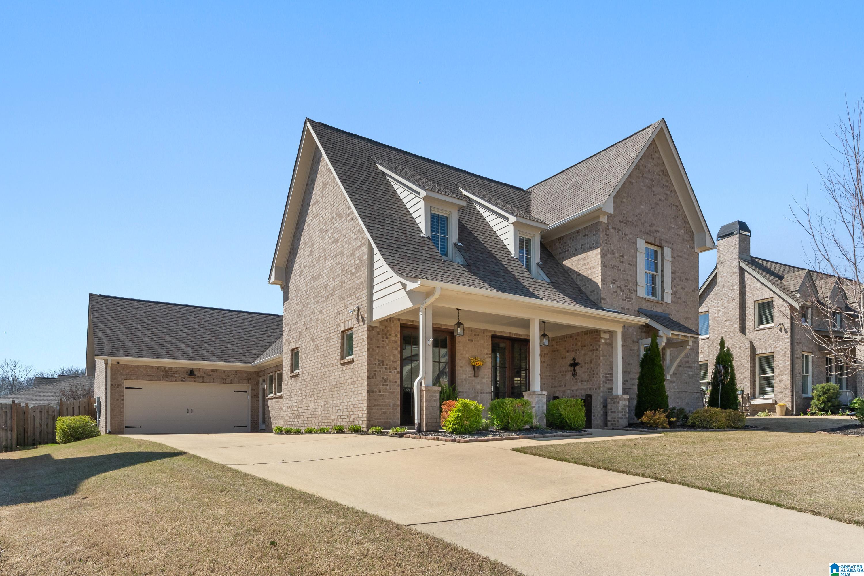 6054 ENGLISH VILLAGE LANE