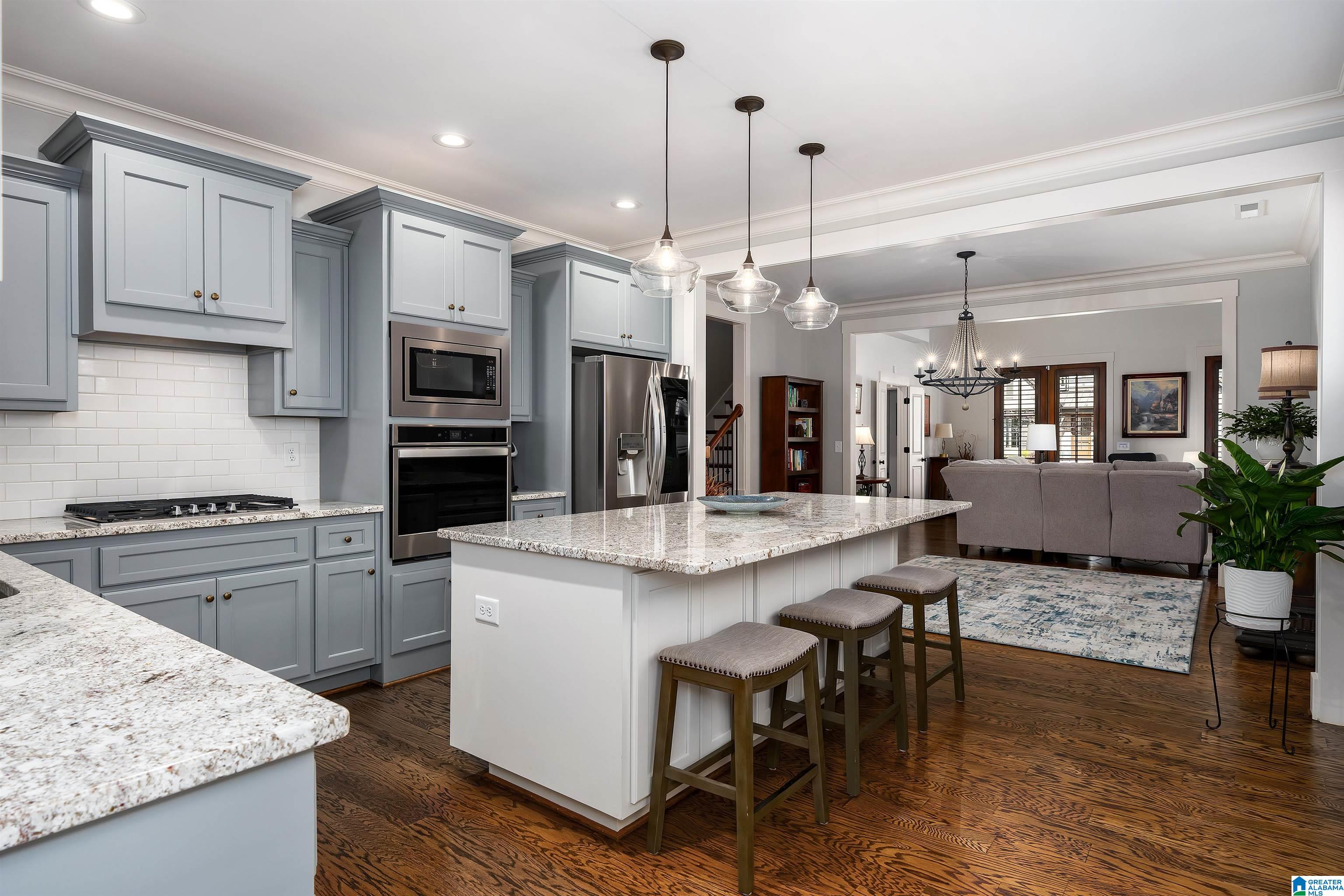 6054 ENGLISH VILLAGE LANE