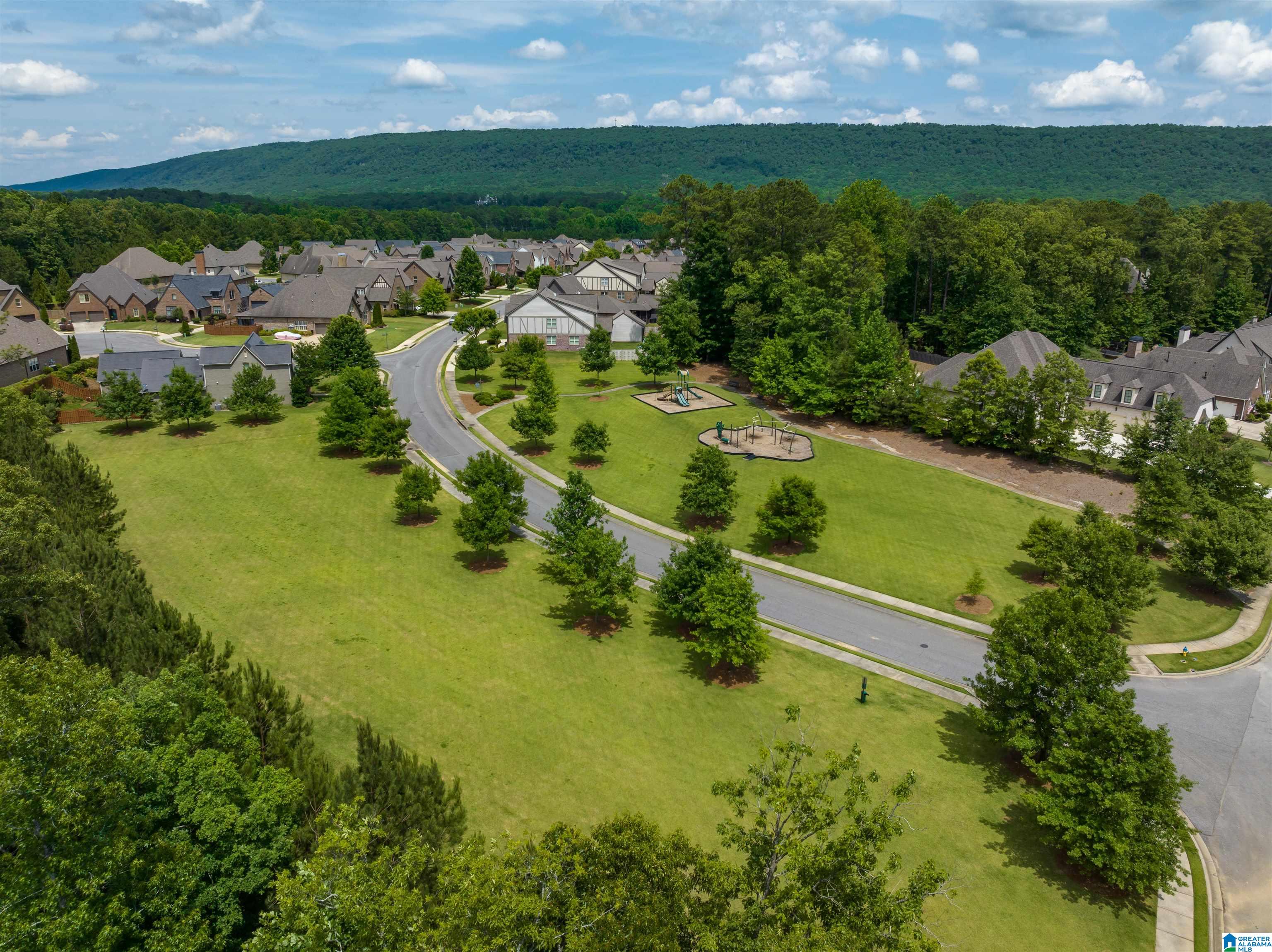 6054 ENGLISH VILLAGE LANE