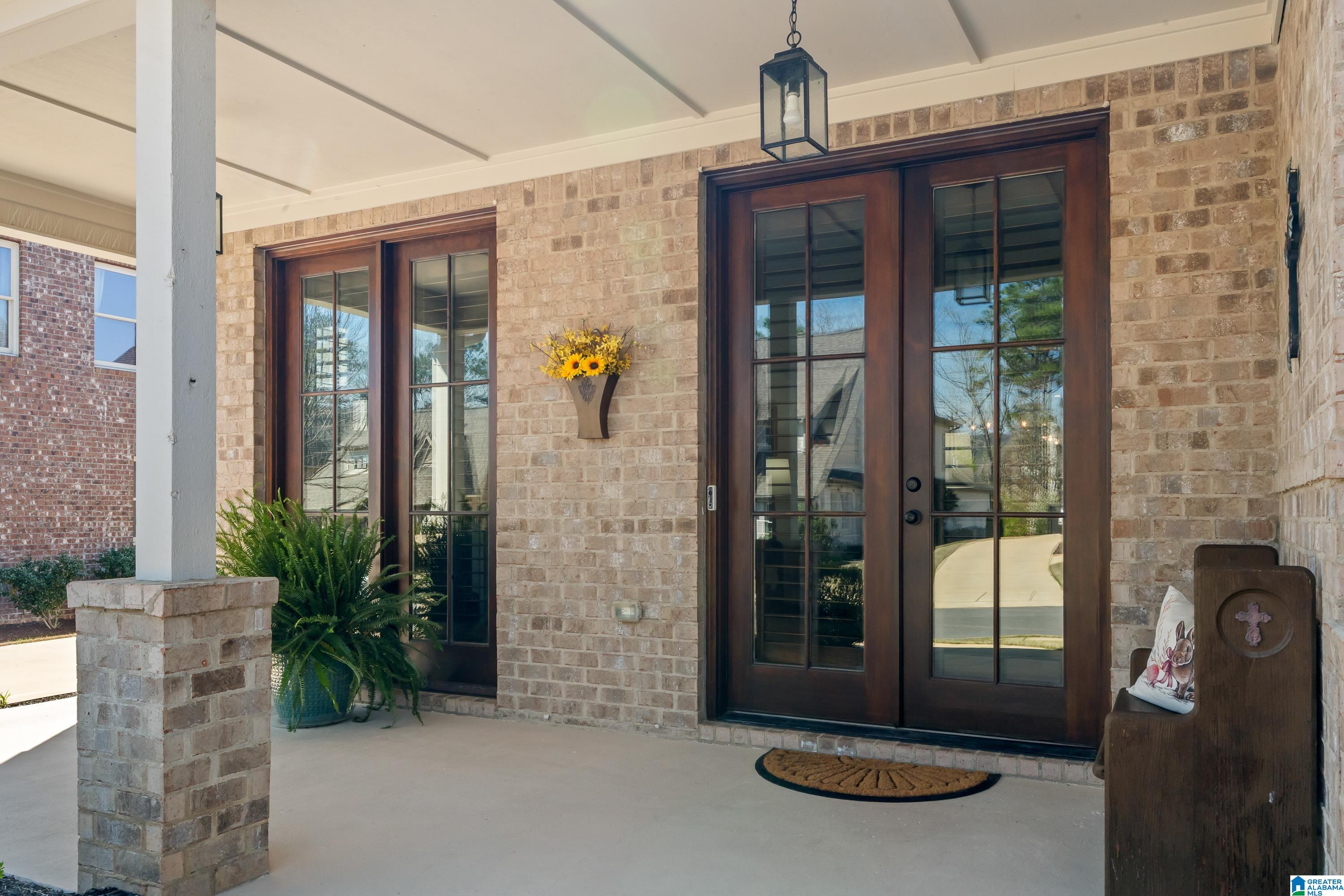 6054 ENGLISH VILLAGE LANE