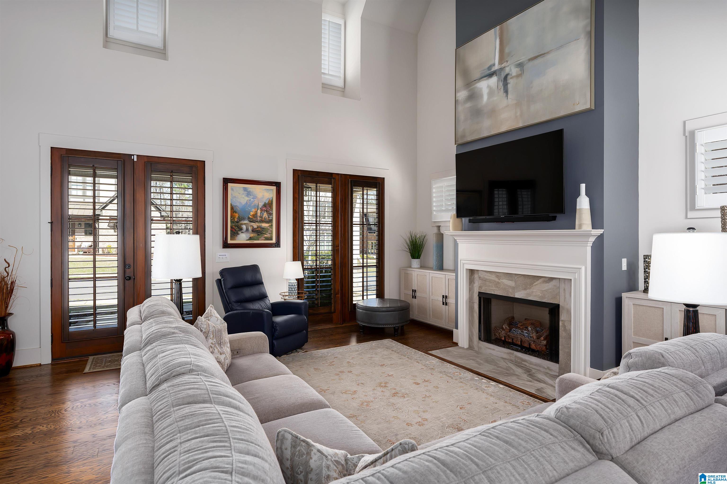 6054 ENGLISH VILLAGE LANE