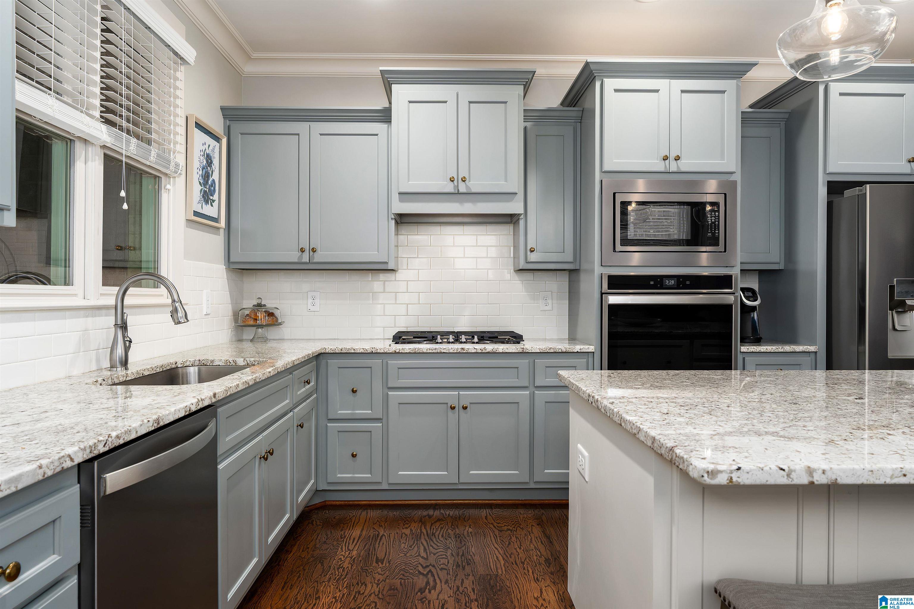 6054 ENGLISH VILLAGE LANE