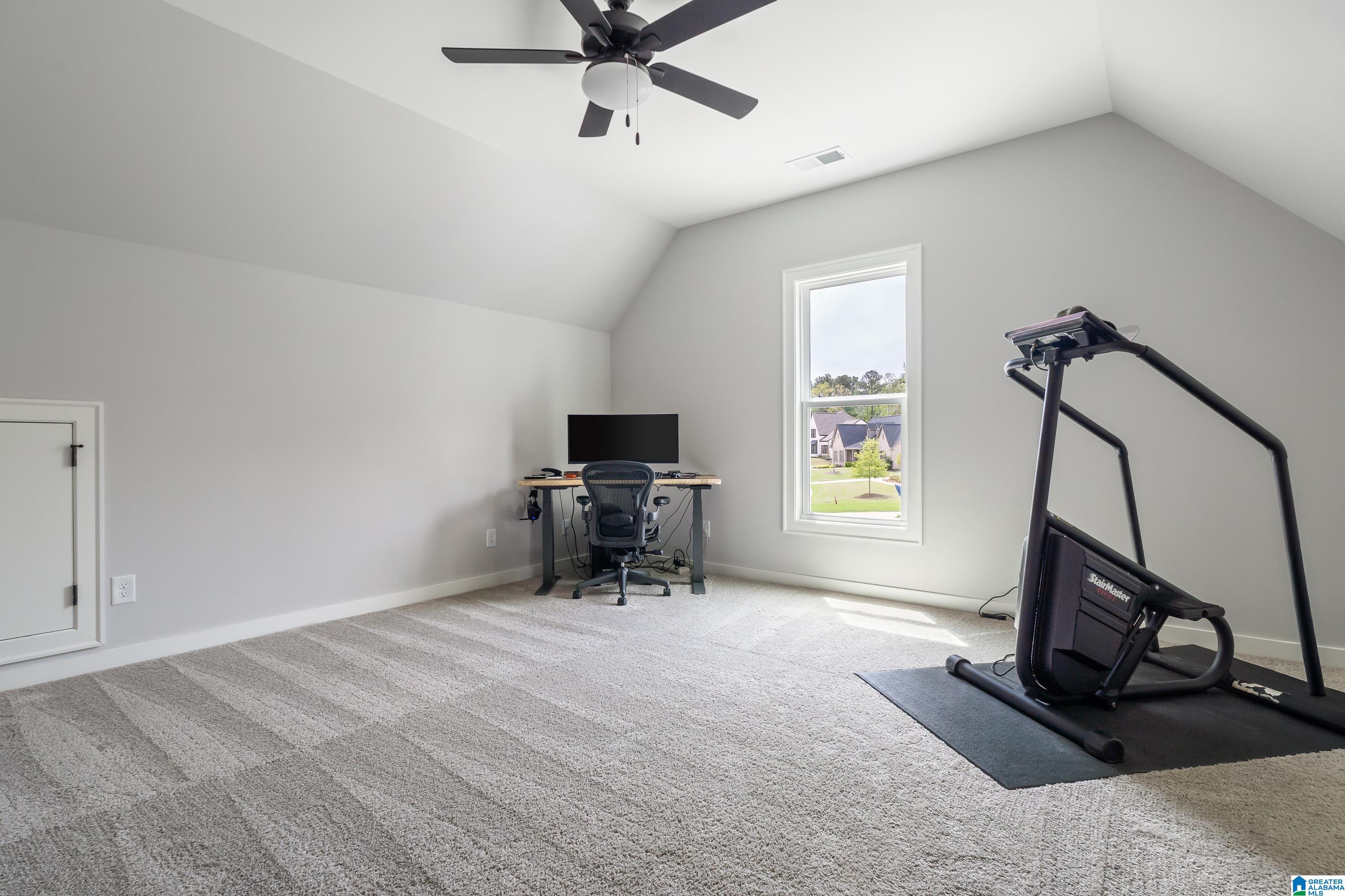 2933 BLACKRIDGE PLACE