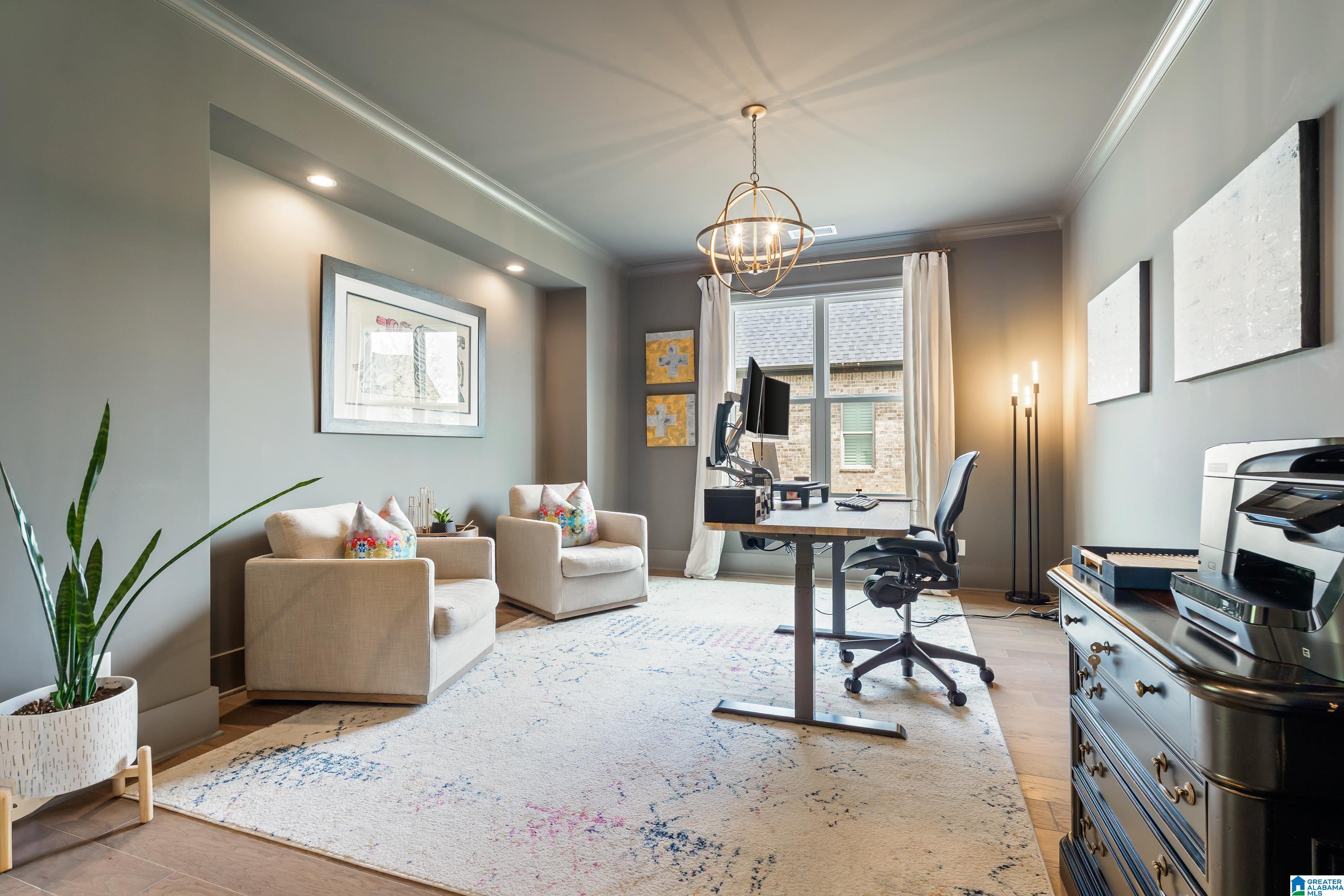 2933 BLACKRIDGE PLACE