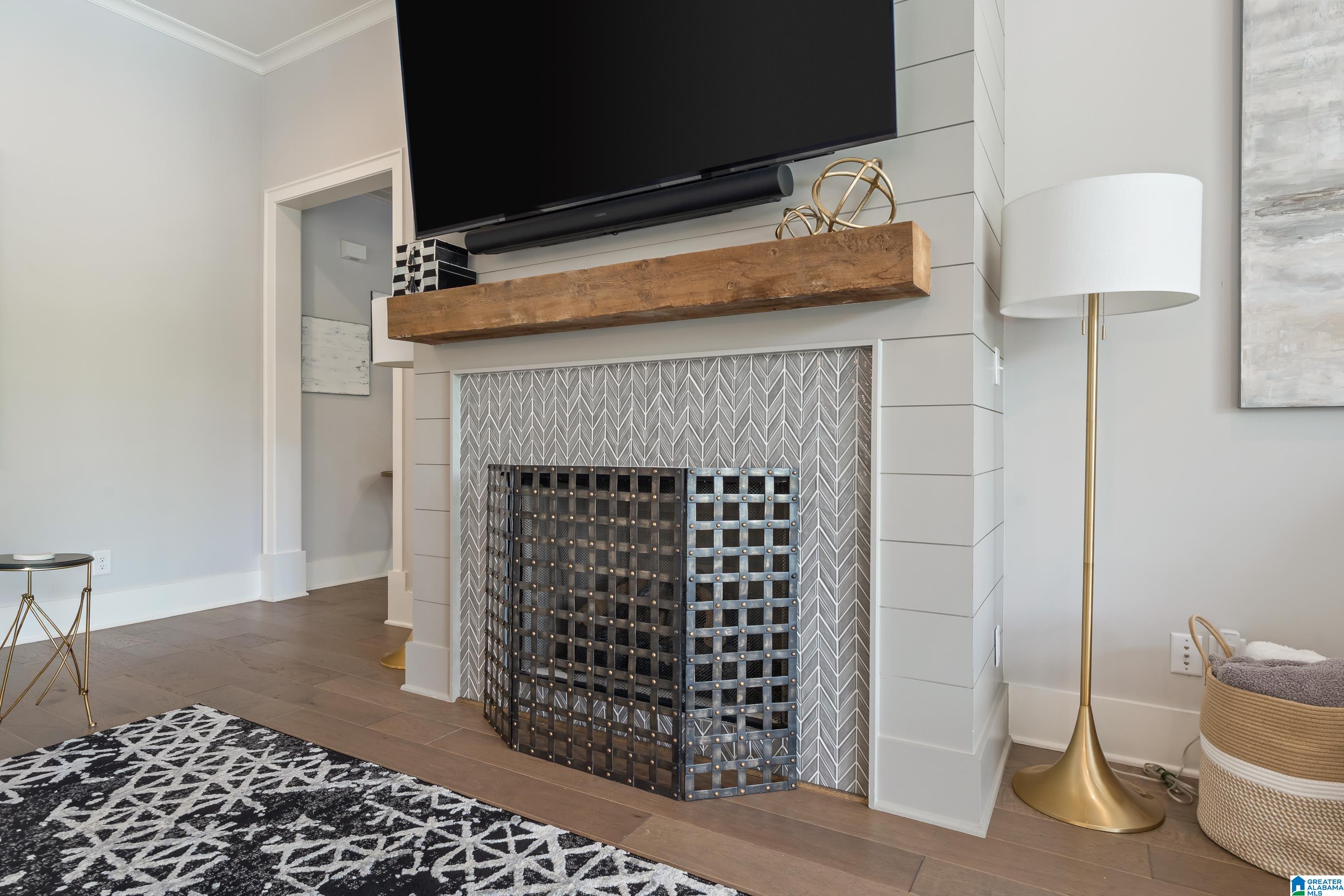 2933 BLACKRIDGE PLACE