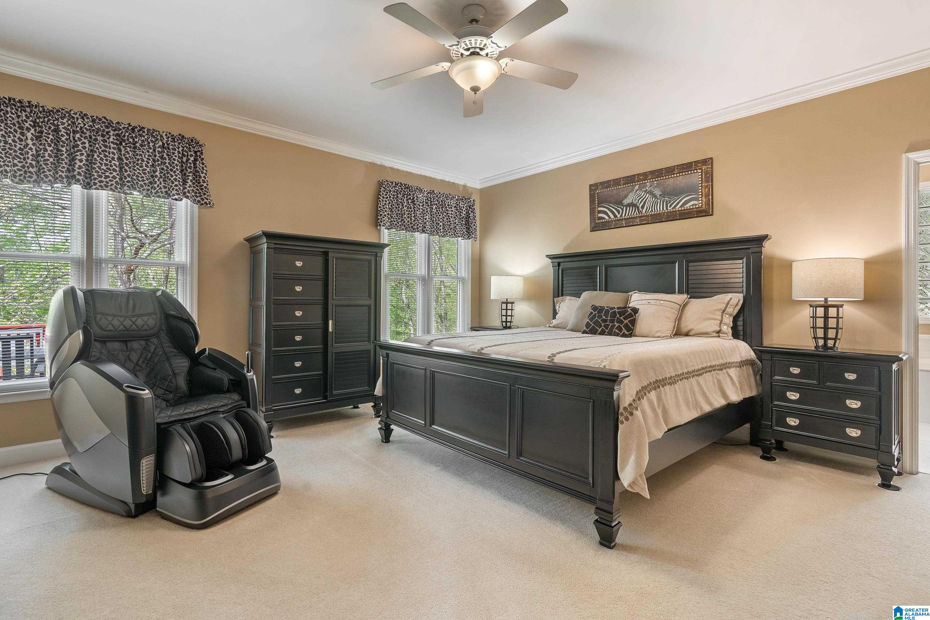 121 SOUTHVIEW DRIVE