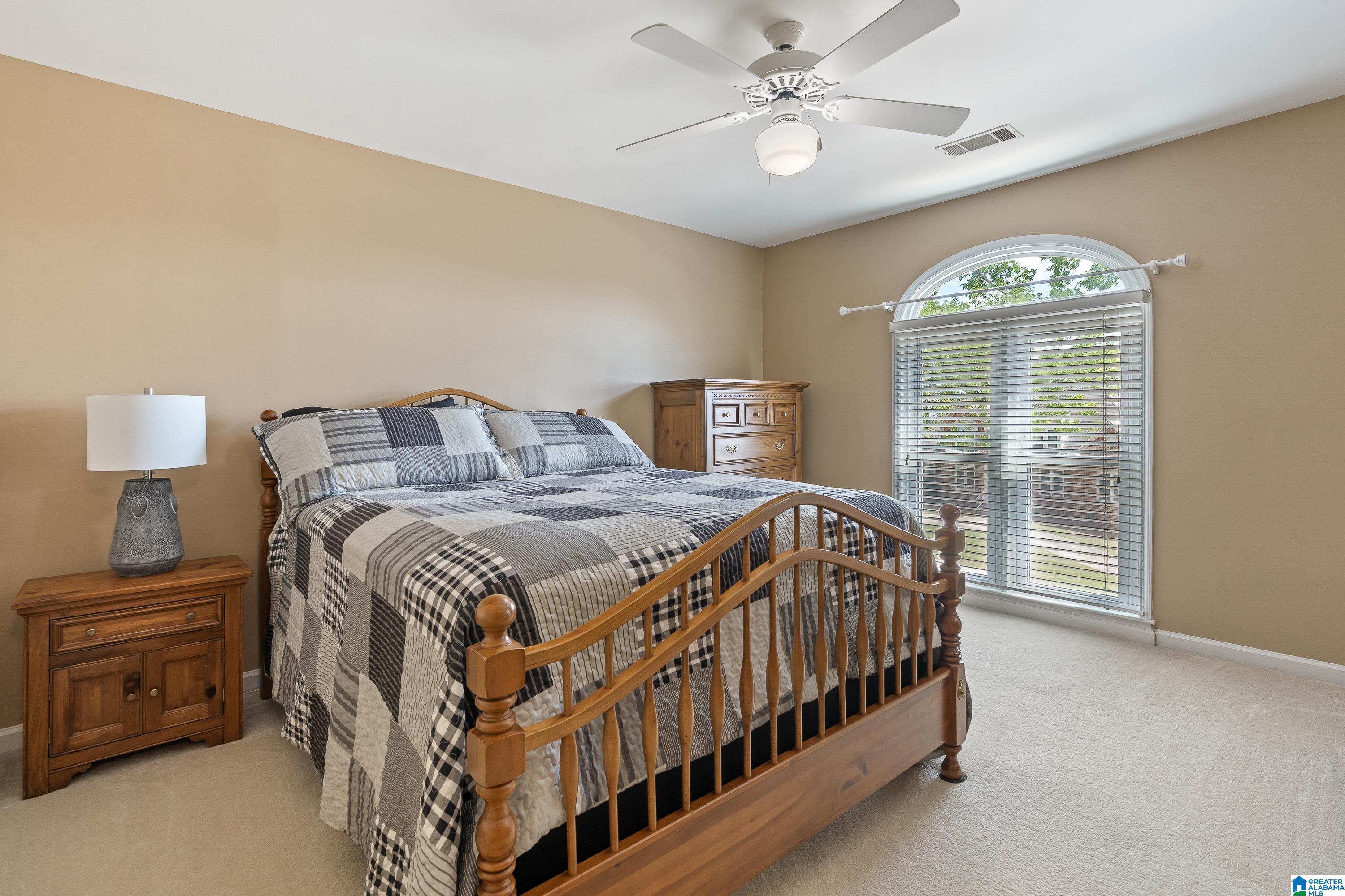 121 SOUTHVIEW DRIVE
