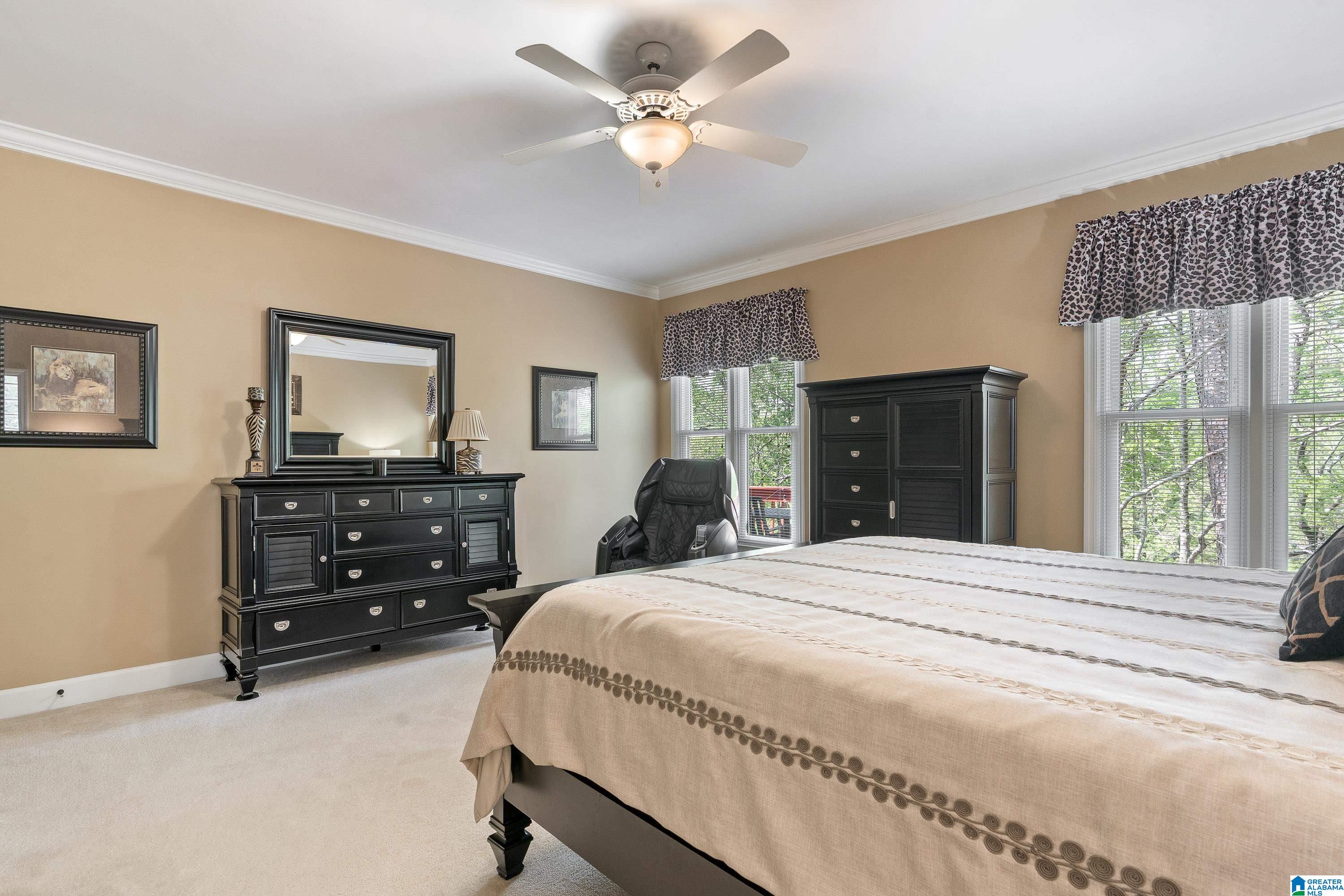 121 SOUTHVIEW DRIVE