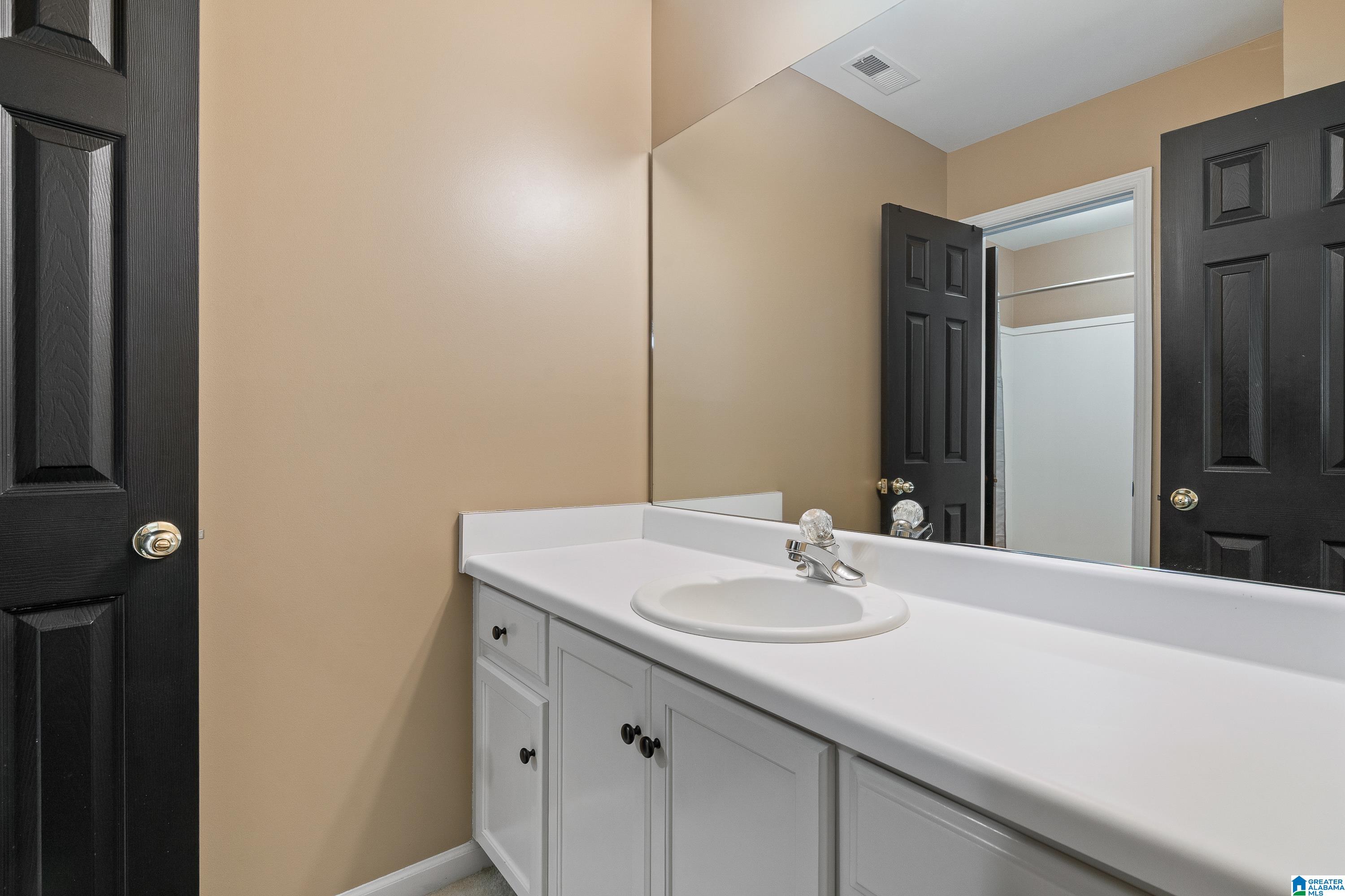 121 SOUTHVIEW DRIVE