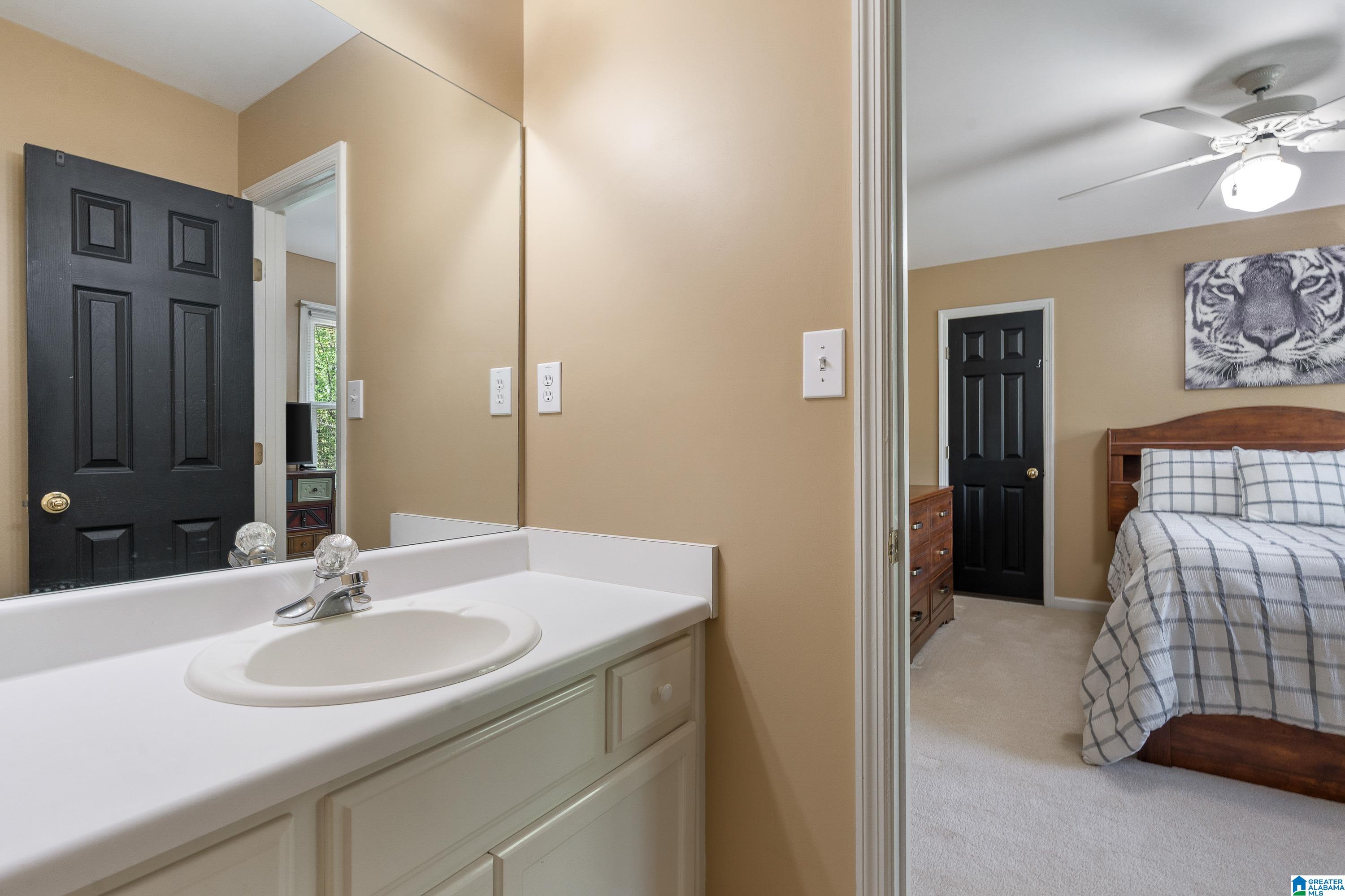 121 SOUTHVIEW DRIVE
