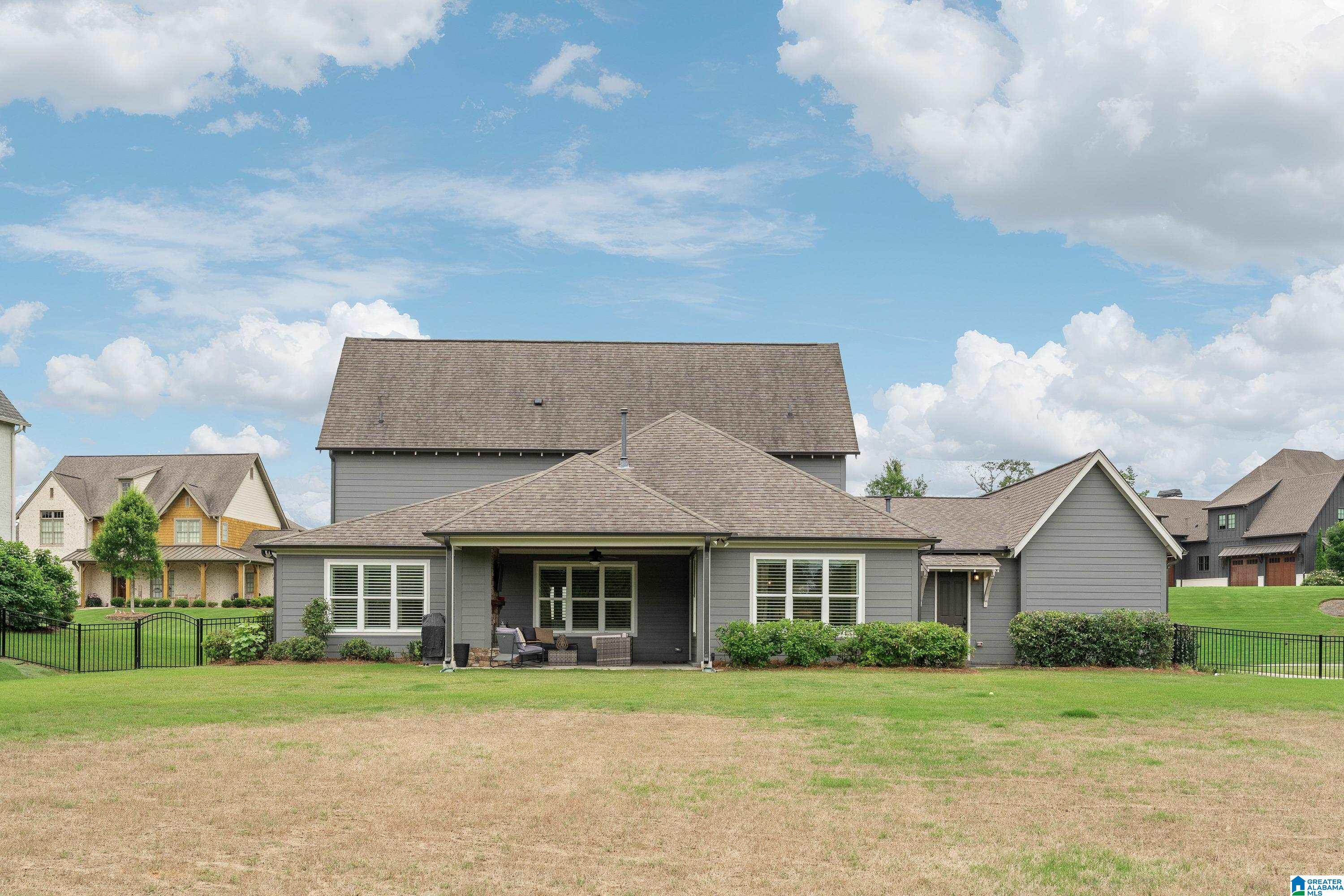 2708 BLACKRIDGE LANE