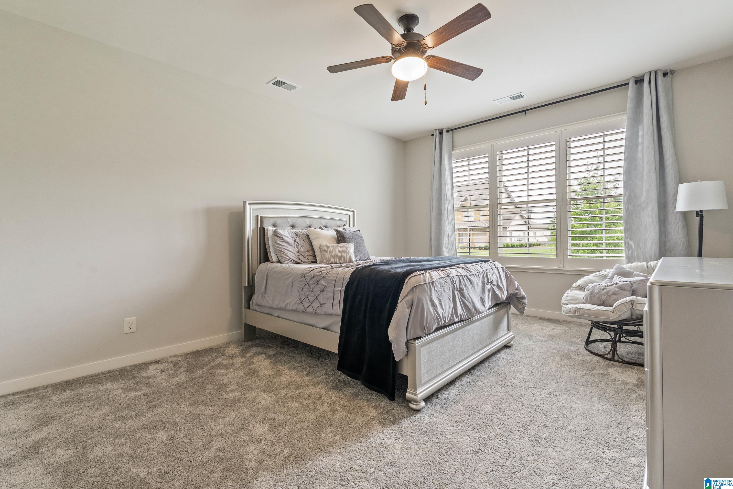 2708 BLACKRIDGE LANE