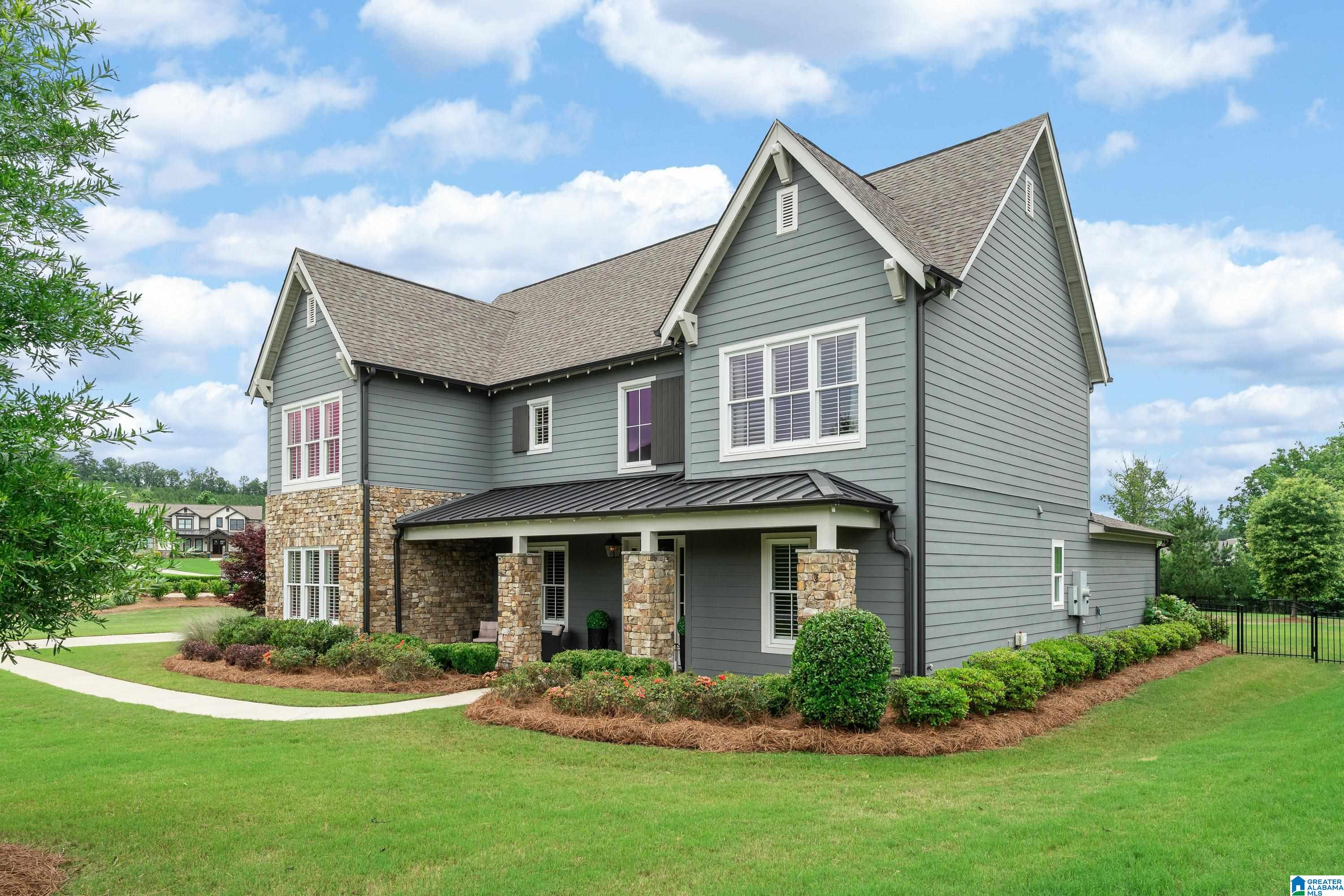 2708 BLACKRIDGE LANE