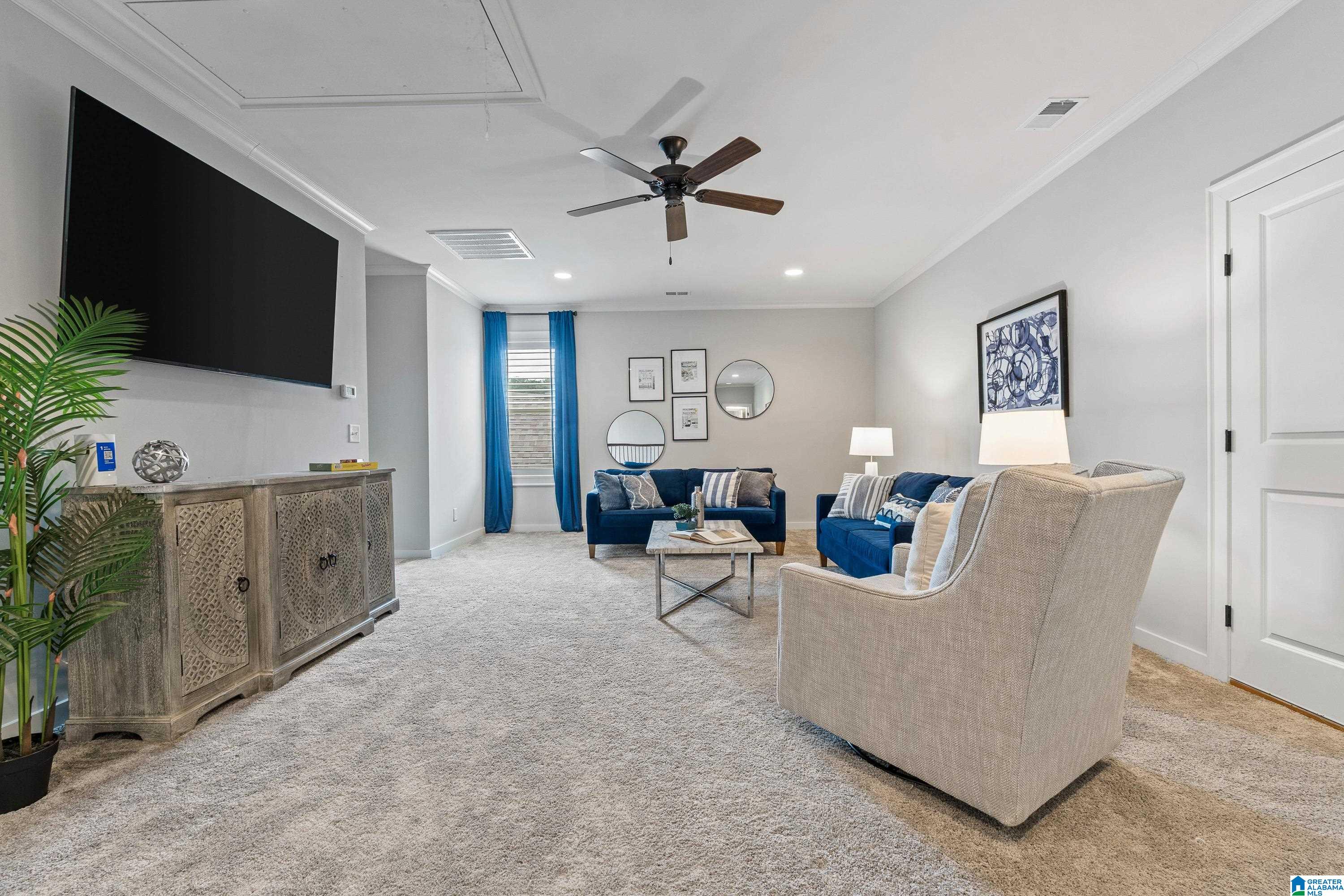 2708 BLACKRIDGE LANE