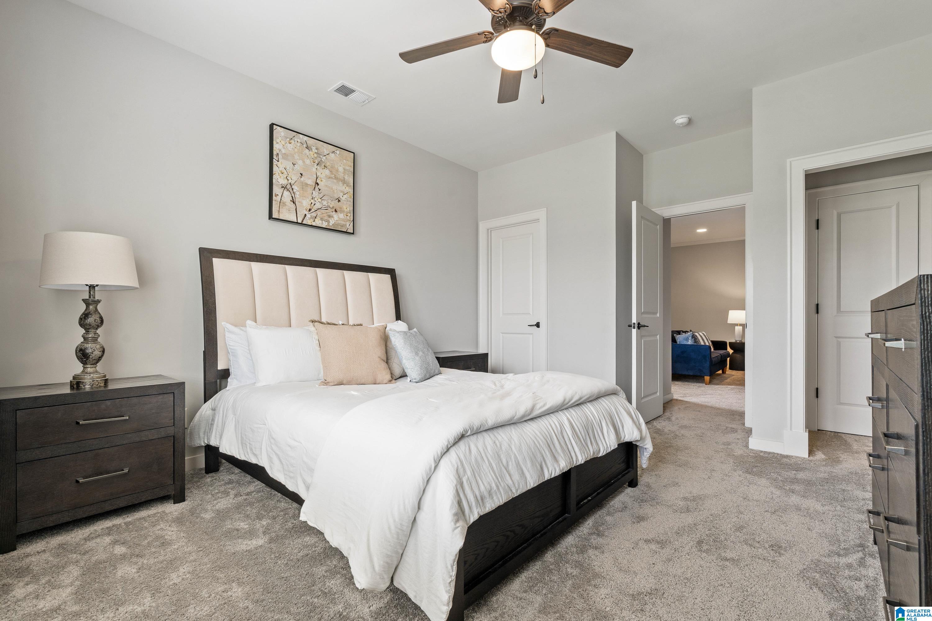 2708 BLACKRIDGE LANE