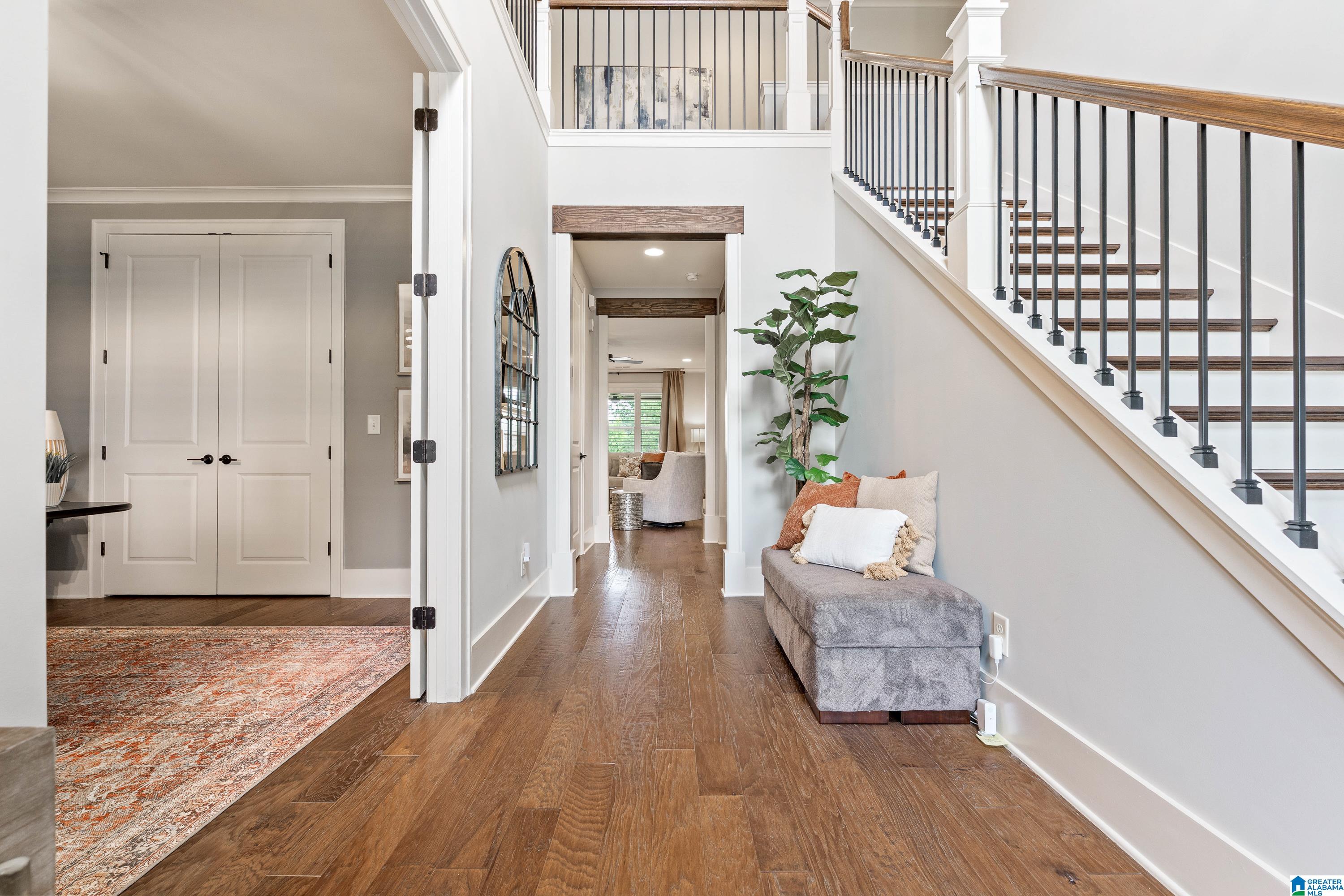2708 BLACKRIDGE LANE