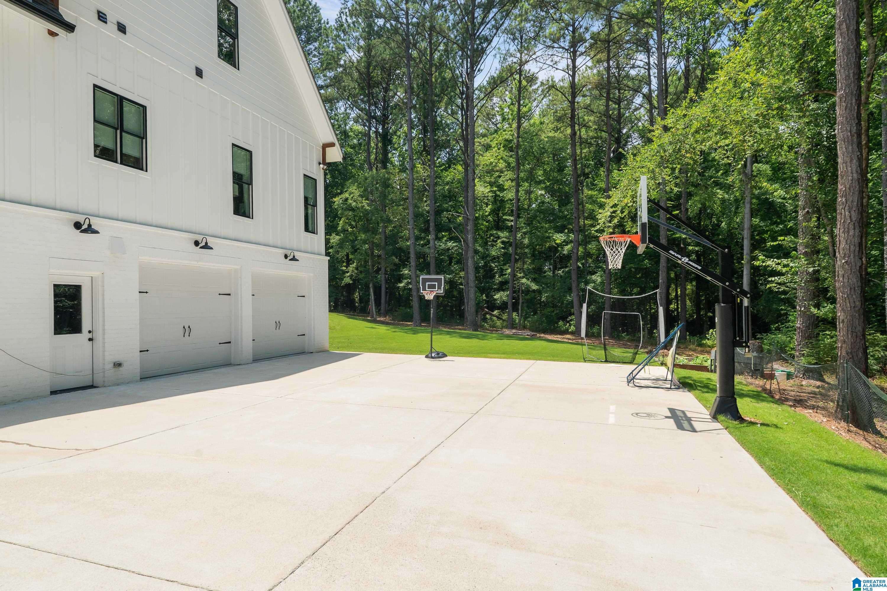 36 BUCKHORN VALLEY DRIVE