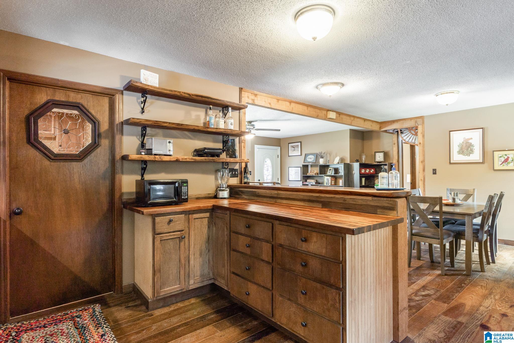6271 COUNTRY VALE LANE