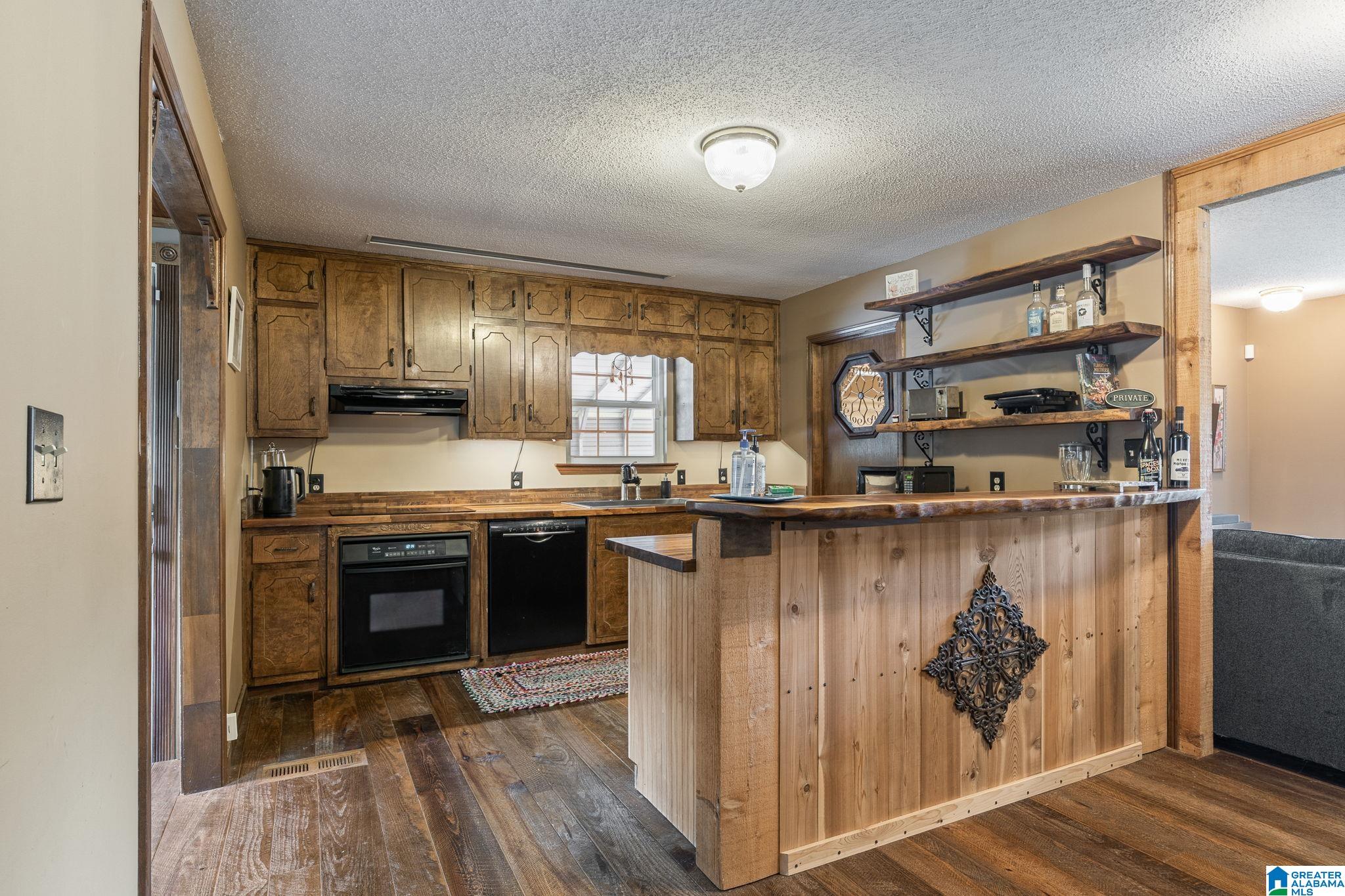 6271 COUNTRY VALE LANE