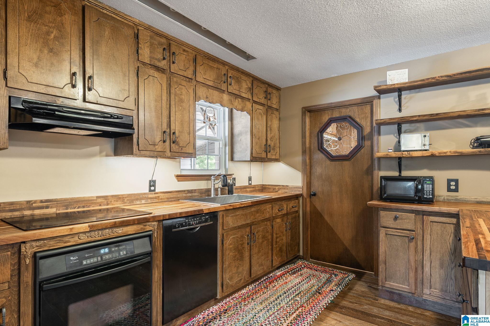 6271 COUNTRY VALE LANE