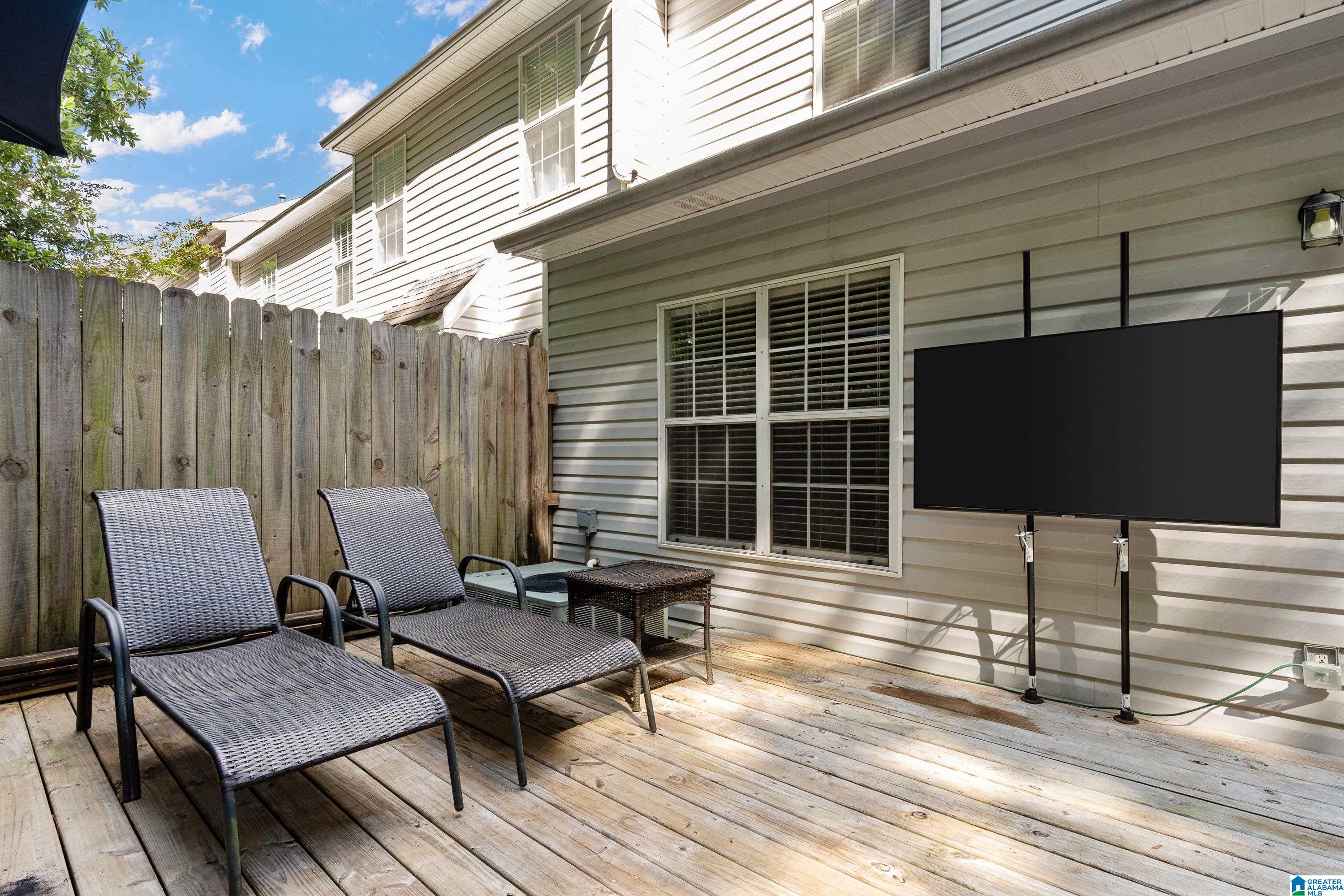 3529 SAVANNAH PARK LANE