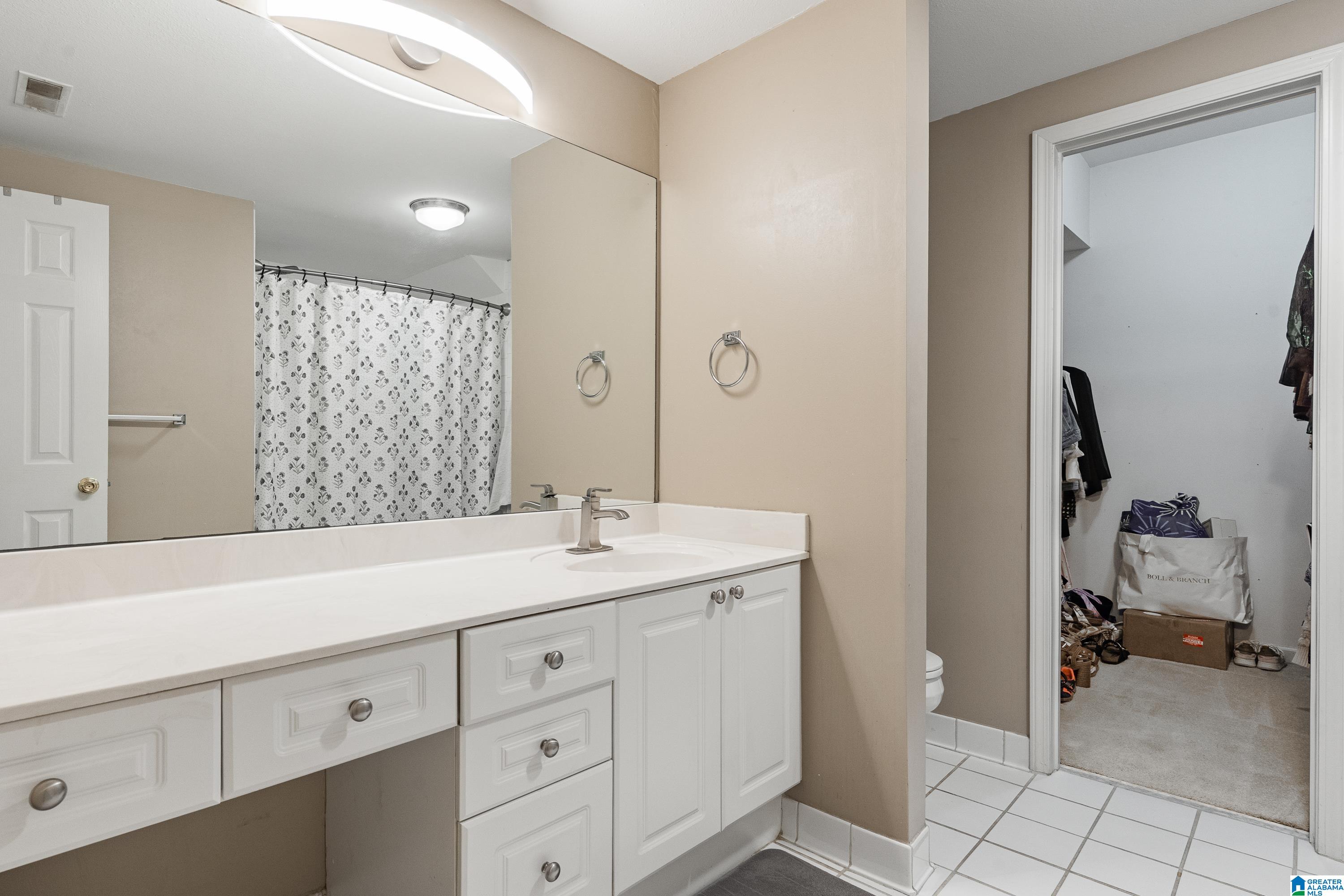 3529 SAVANNAH PARK LANE