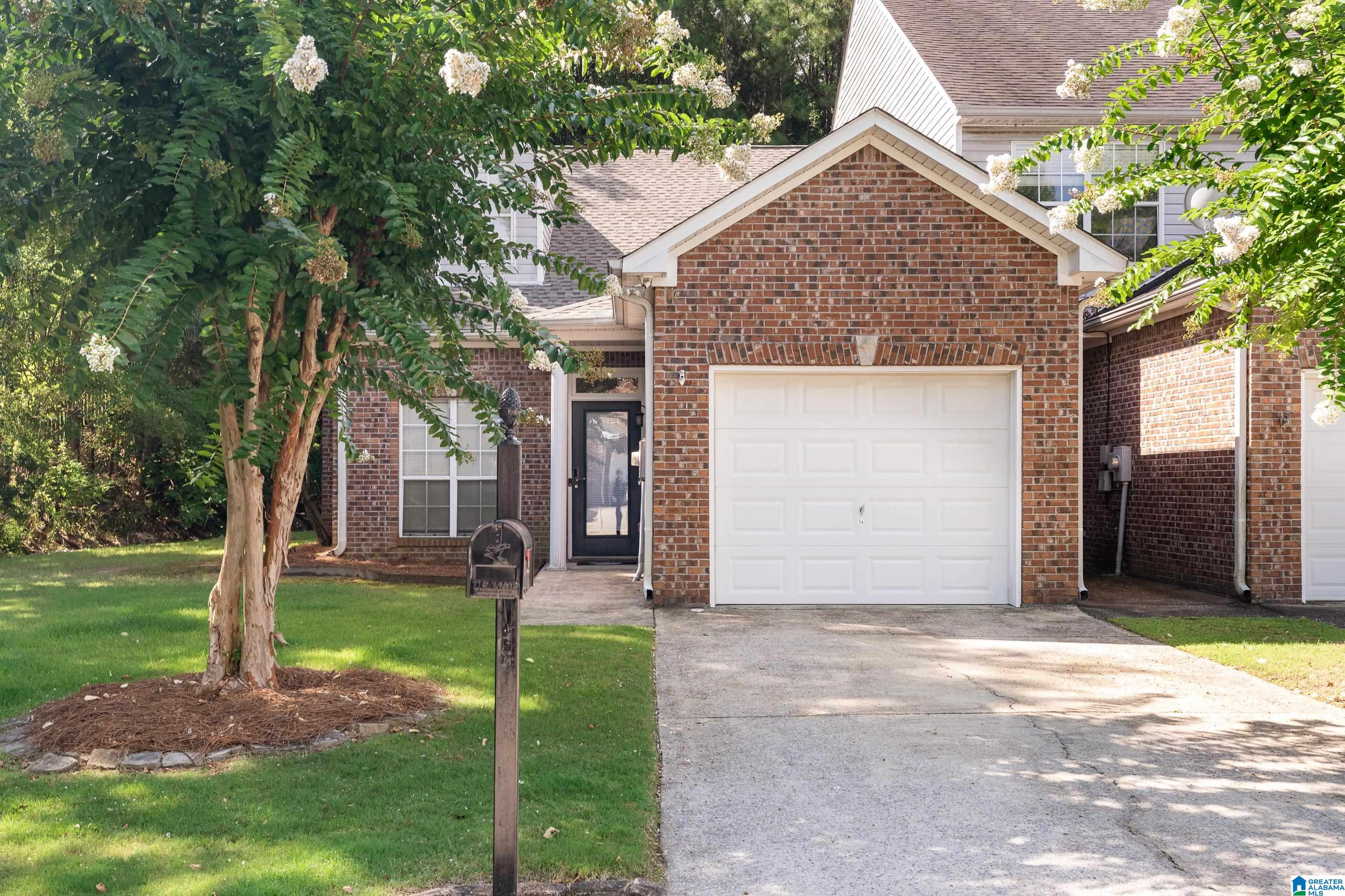 3529 SAVANNAH PARK LANE
