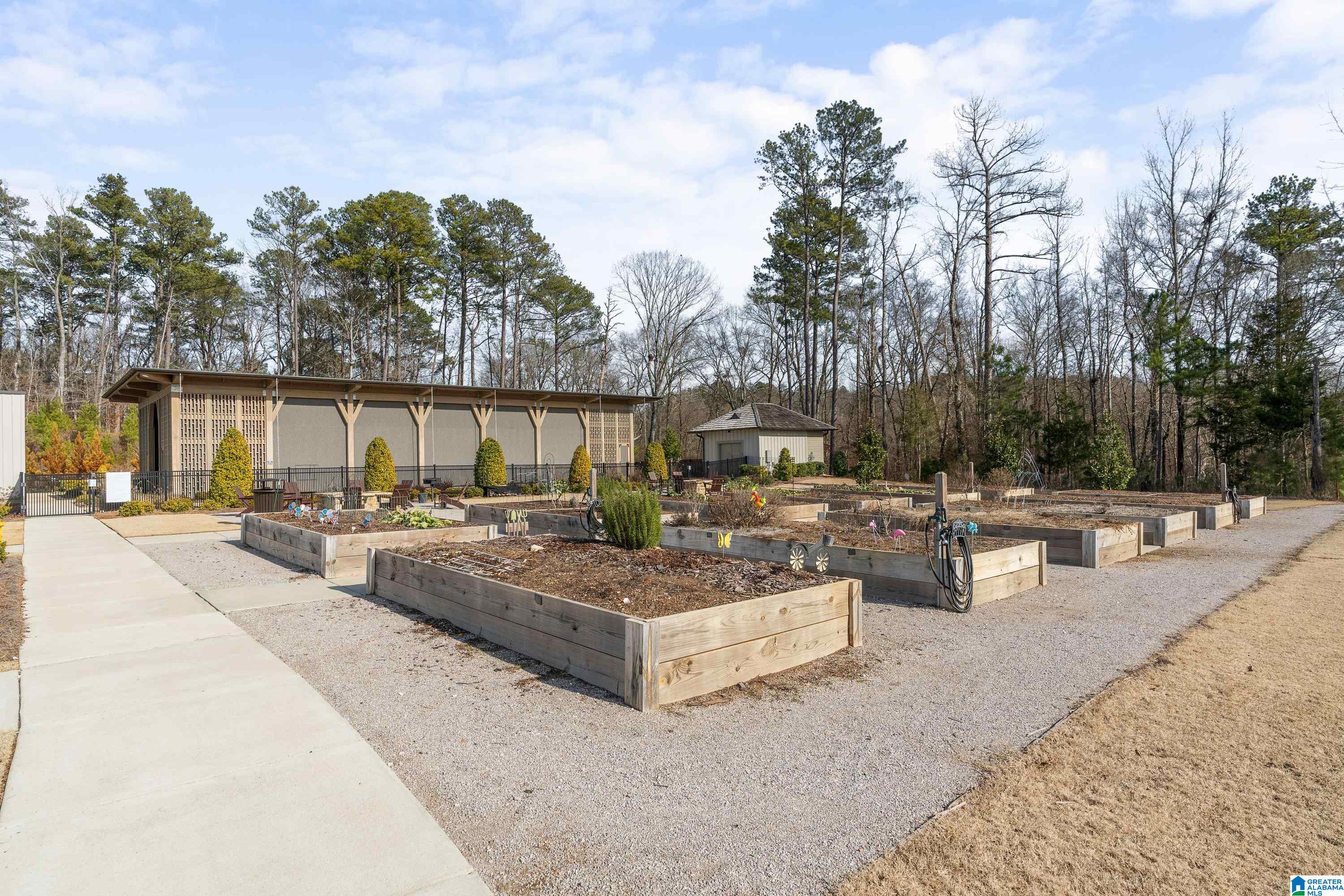 5877 HEATHER WAY