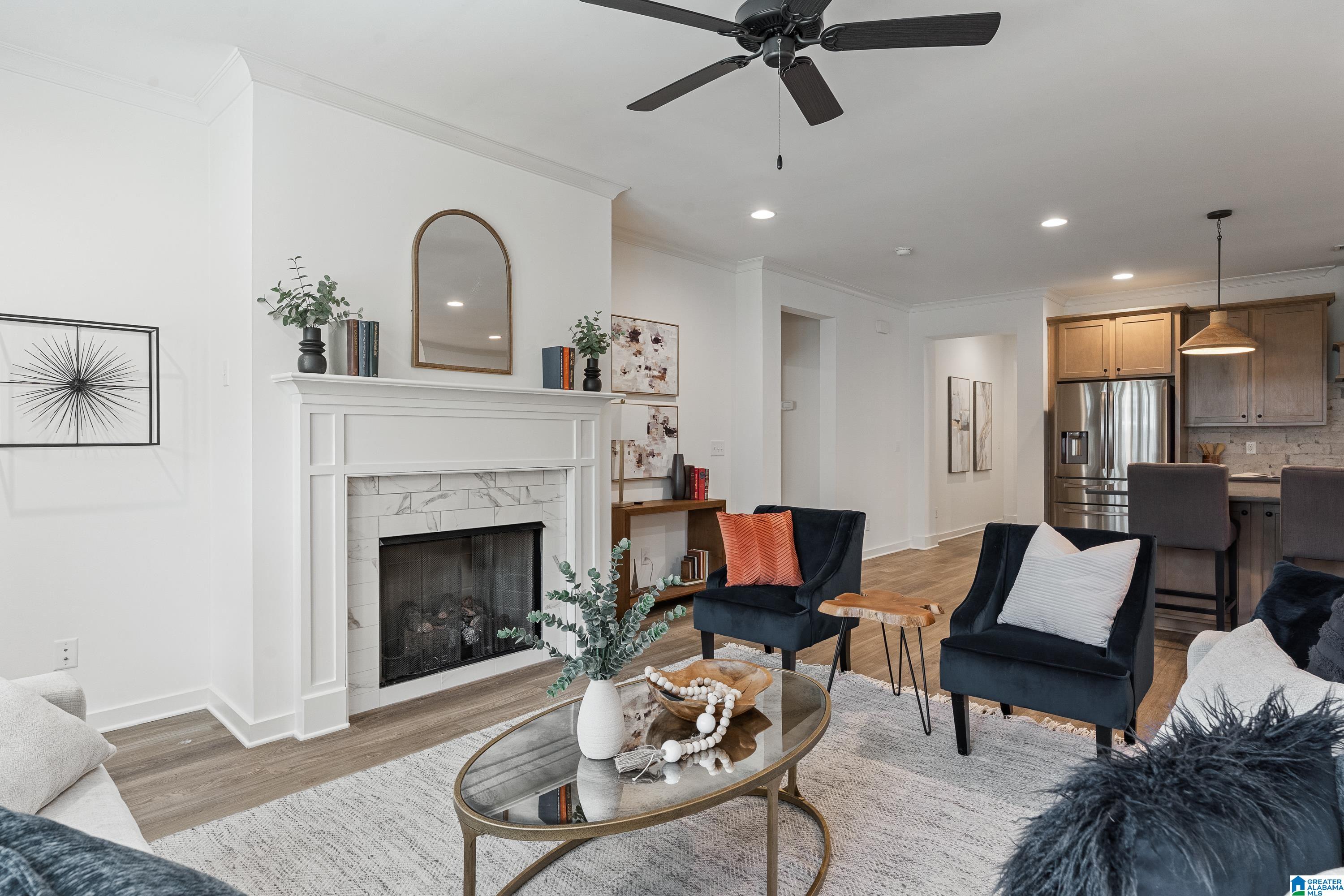 5877 HEATHER WAY