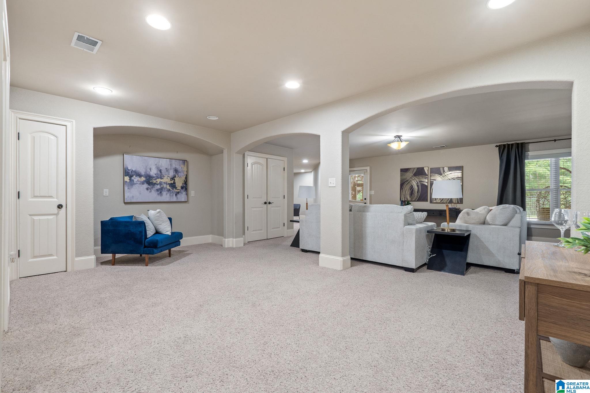 2112 LAKE HEATHER WAY