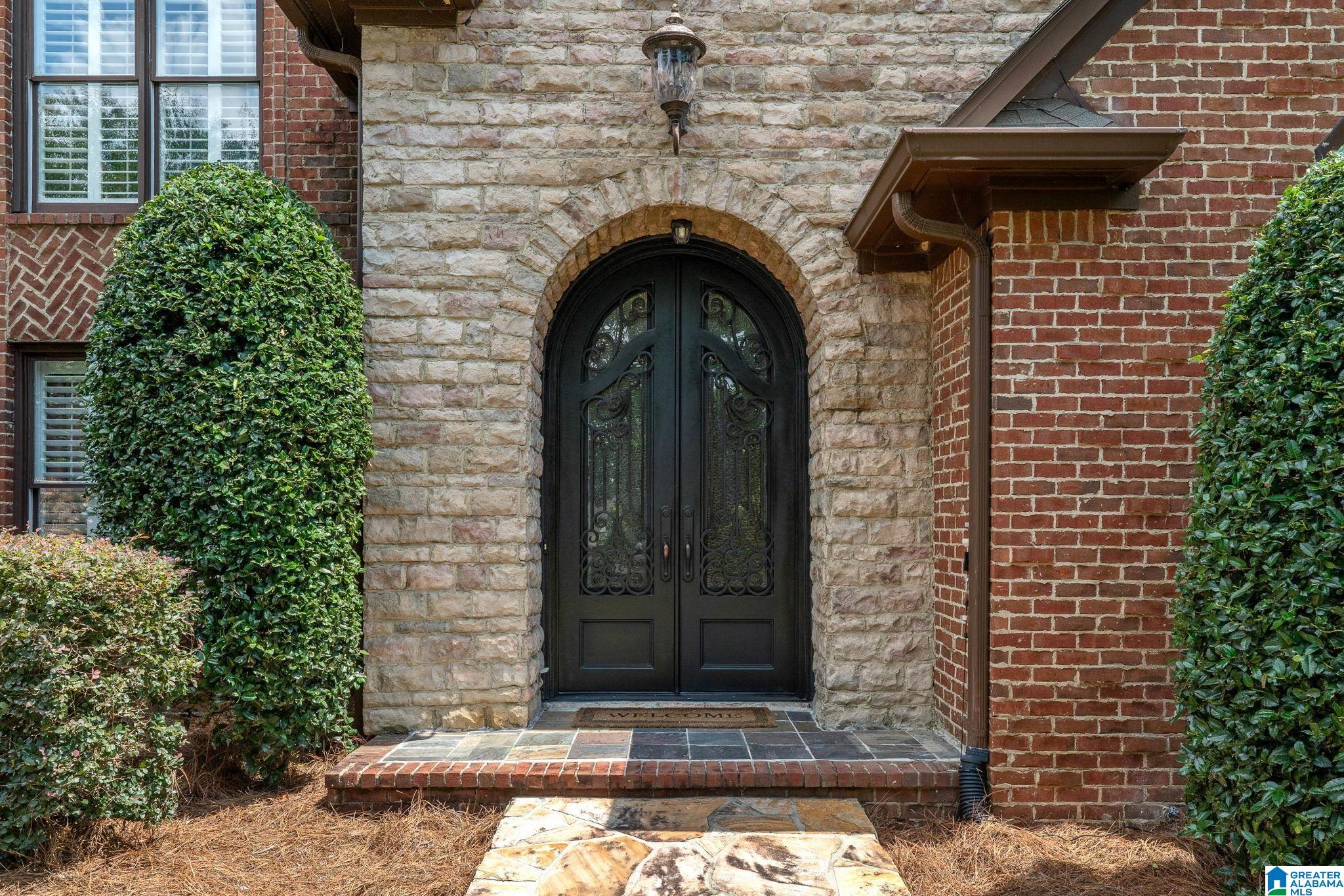 2112 LAKE HEATHER WAY