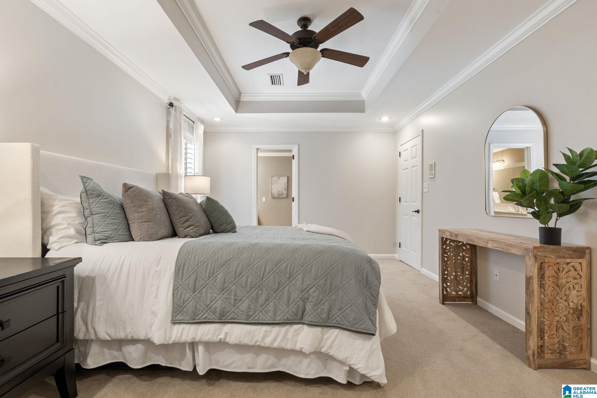 2112 LAKE HEATHER WAY