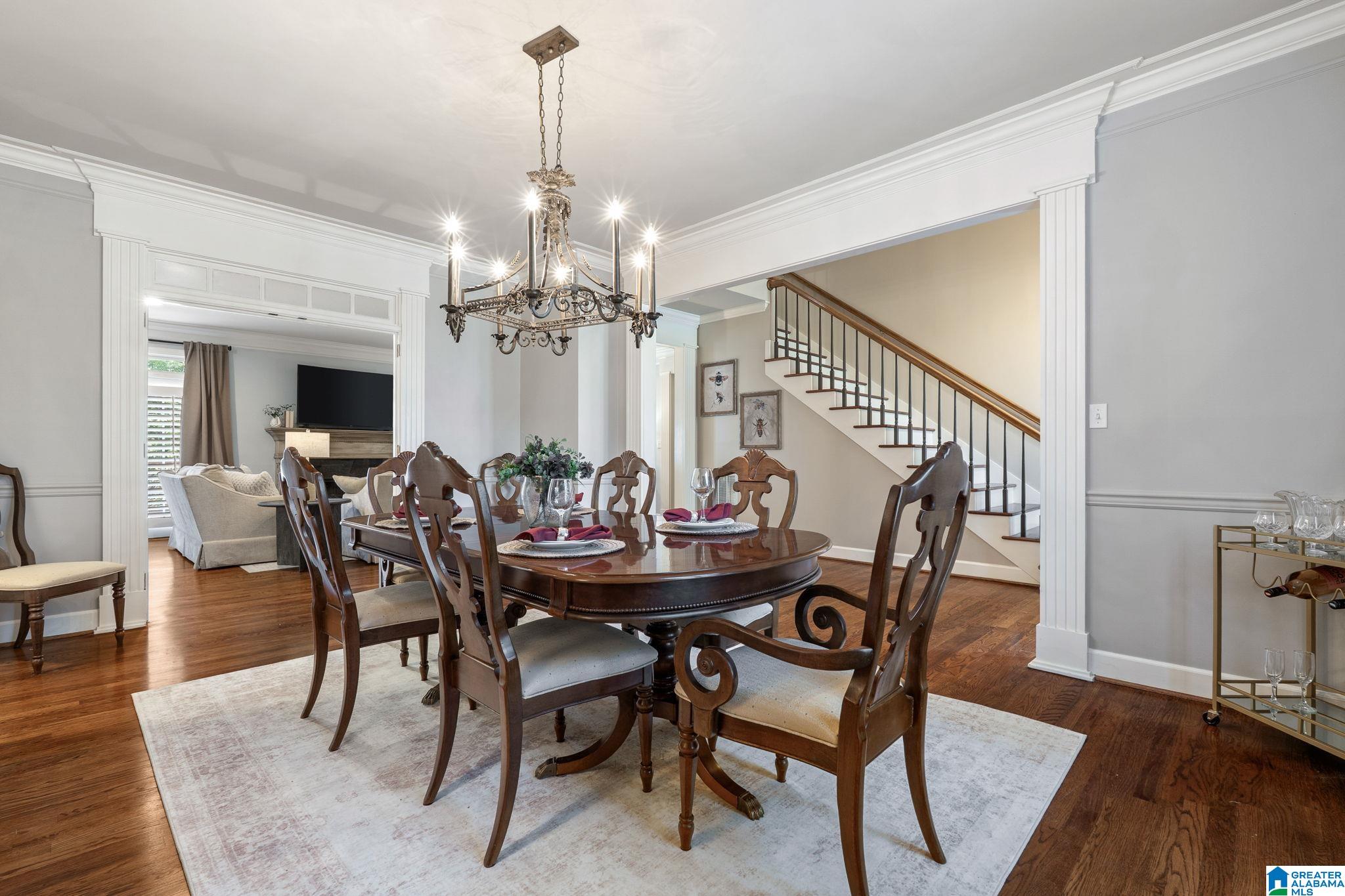2112 LAKE HEATHER WAY
