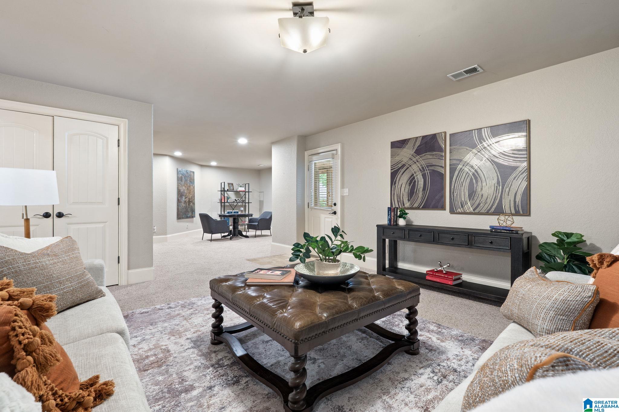2112 LAKE HEATHER WAY