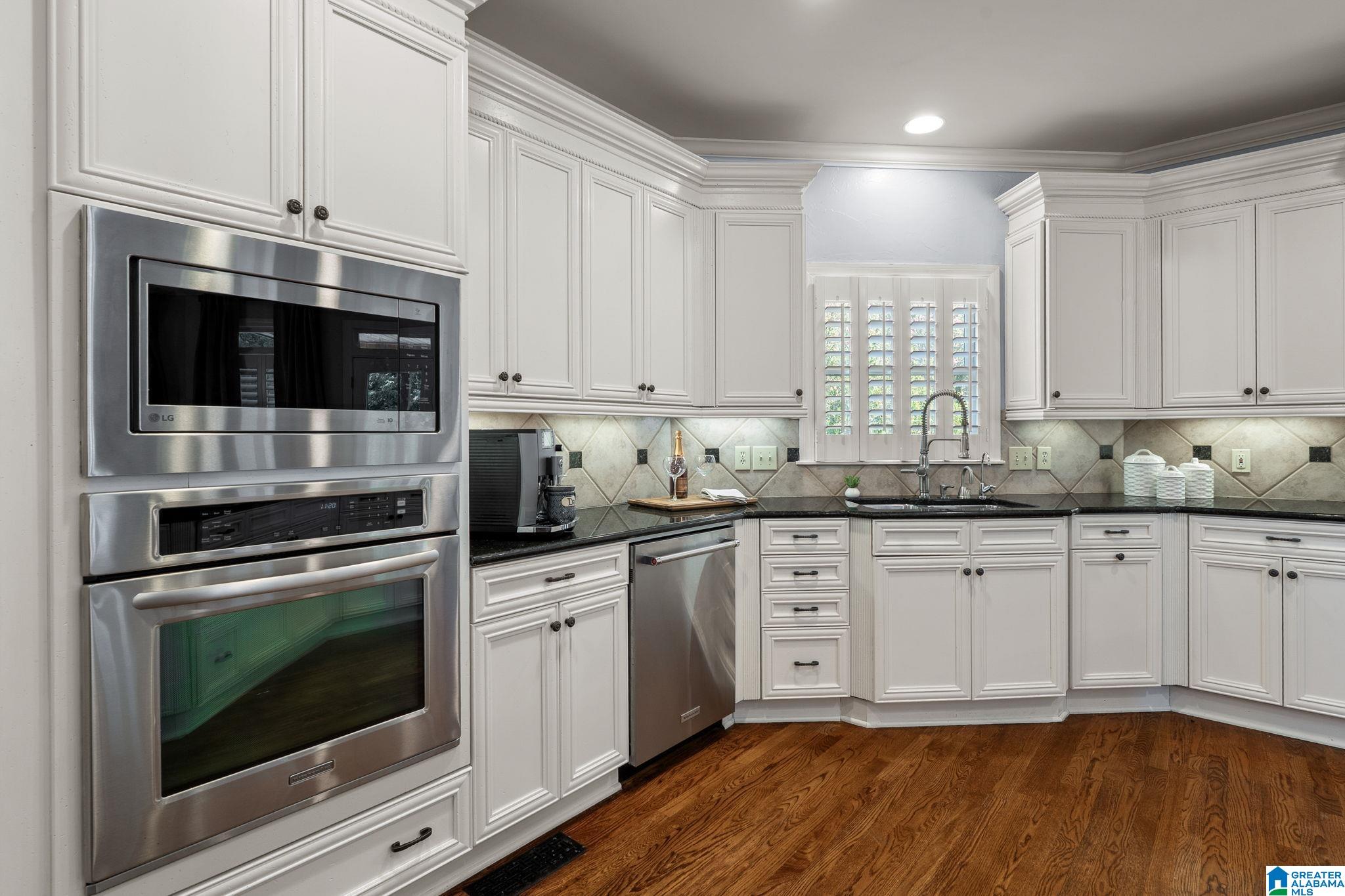 2112 LAKE HEATHER WAY