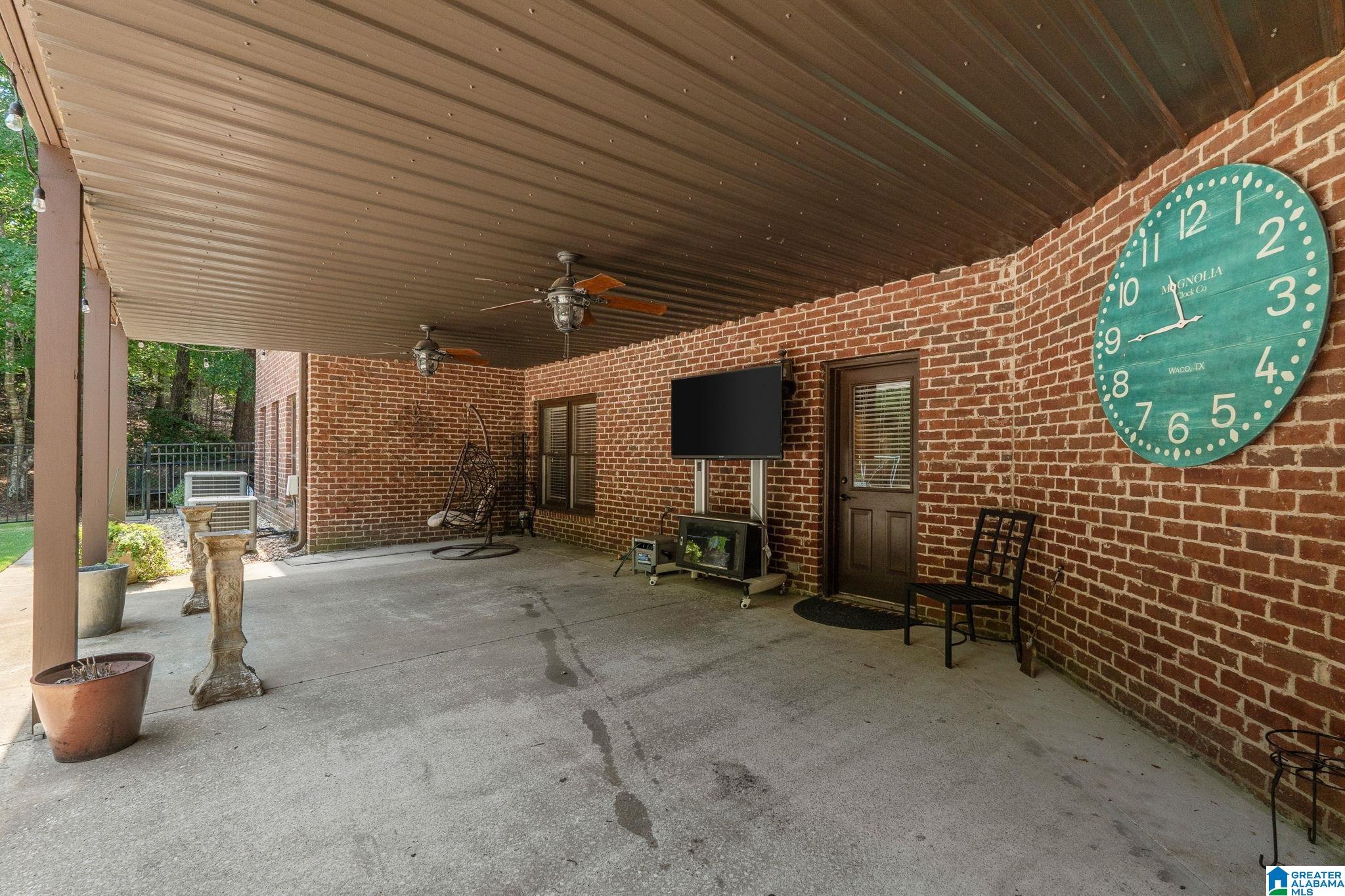 2112 LAKE HEATHER WAY