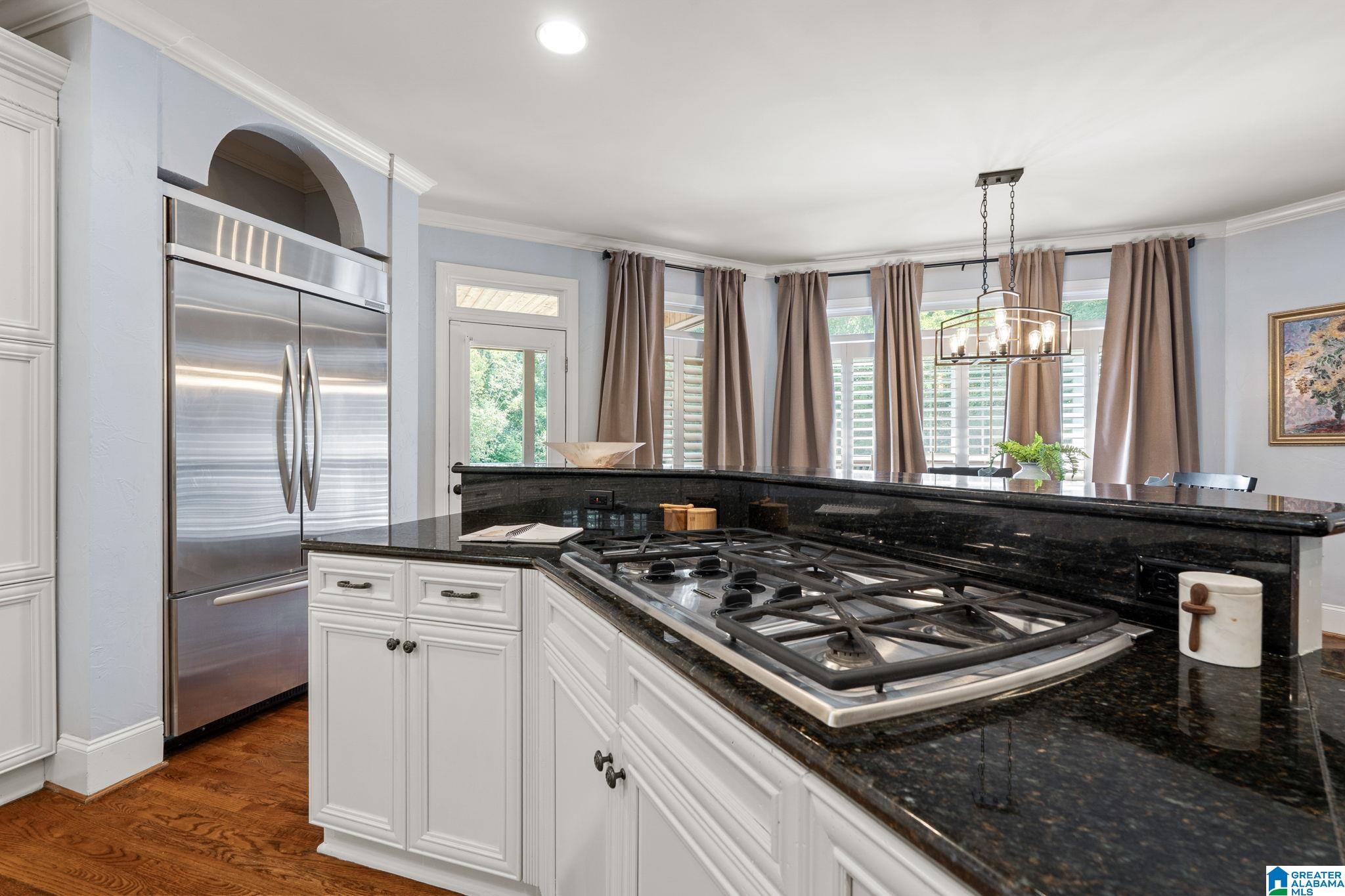 2112 LAKE HEATHER WAY
