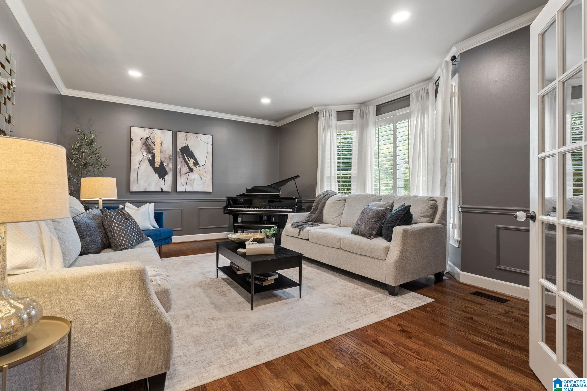 2112 LAKE HEATHER WAY