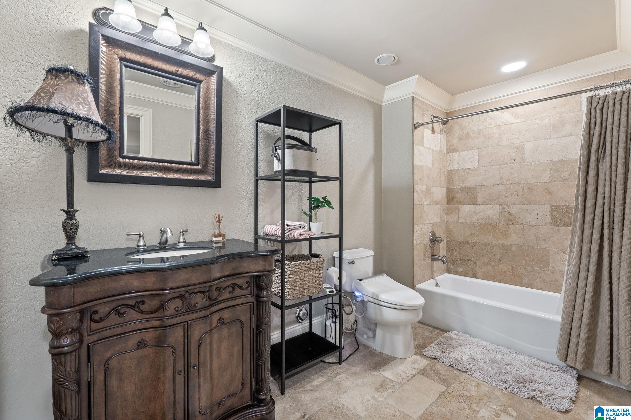 2112 LAKE HEATHER WAY