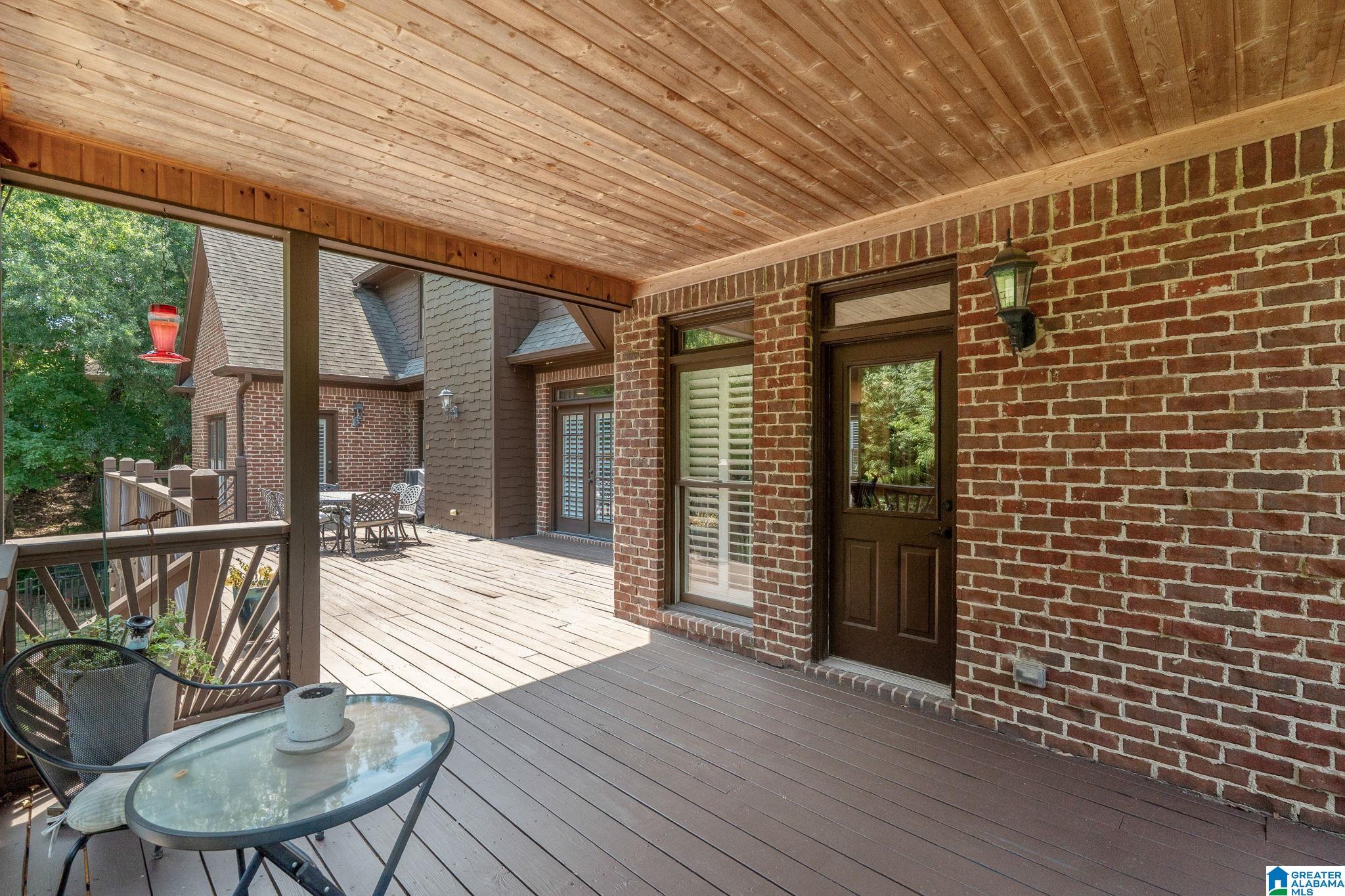 2112 LAKE HEATHER WAY