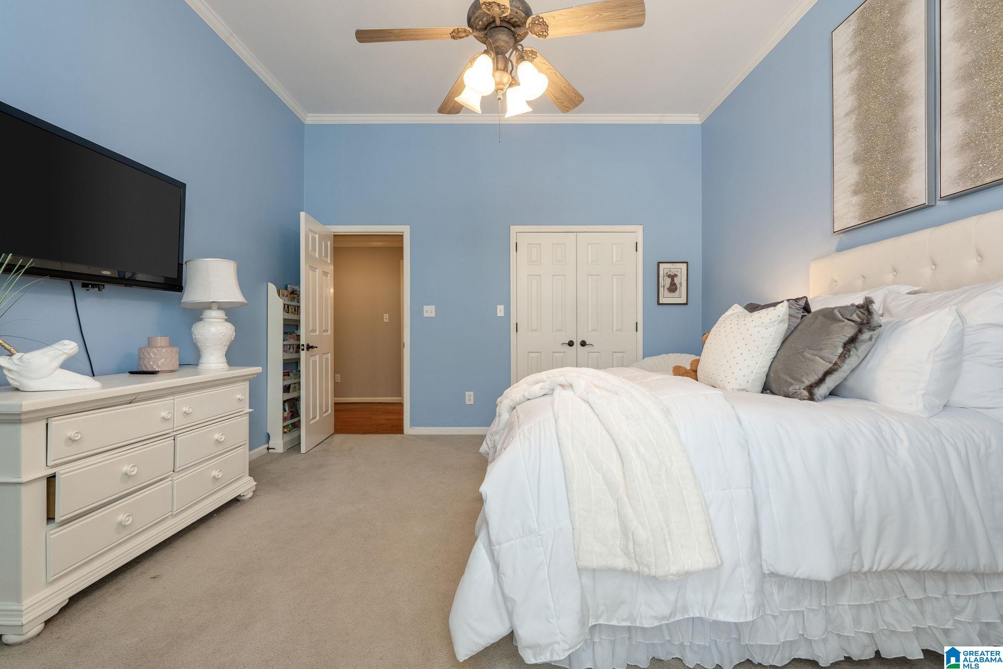 2112 LAKE HEATHER WAY