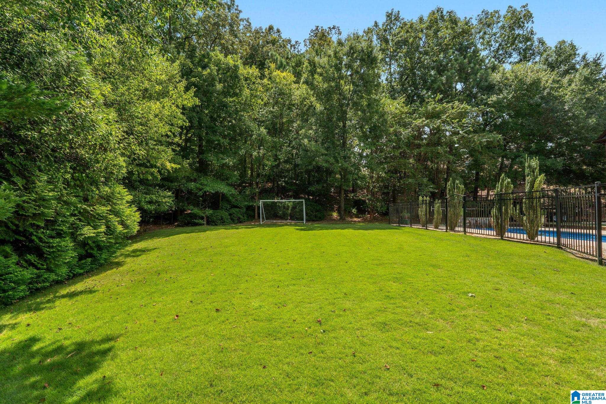 2112 LAKE HEATHER WAY