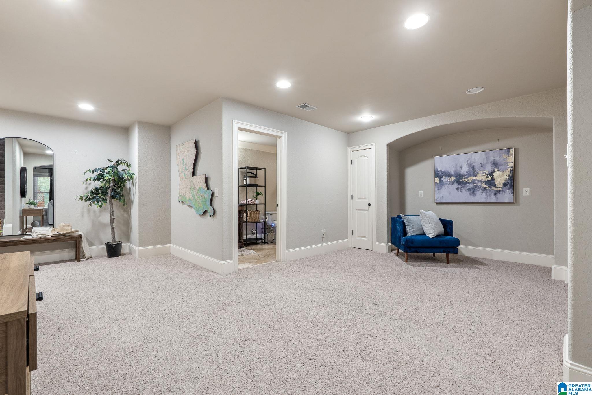 2112 LAKE HEATHER WAY